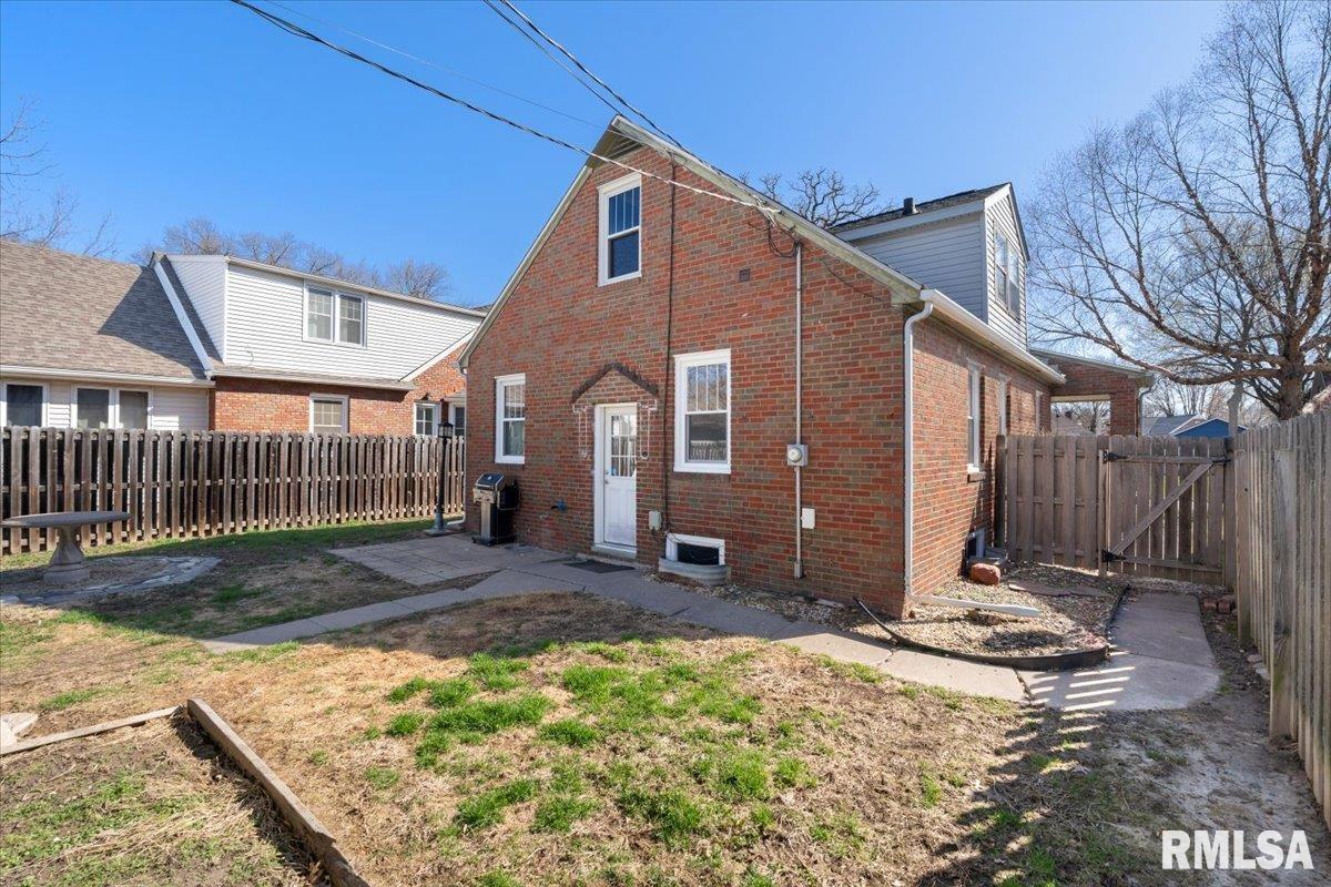 1608 Elmore Avenue, Davenport, Iowa image 42