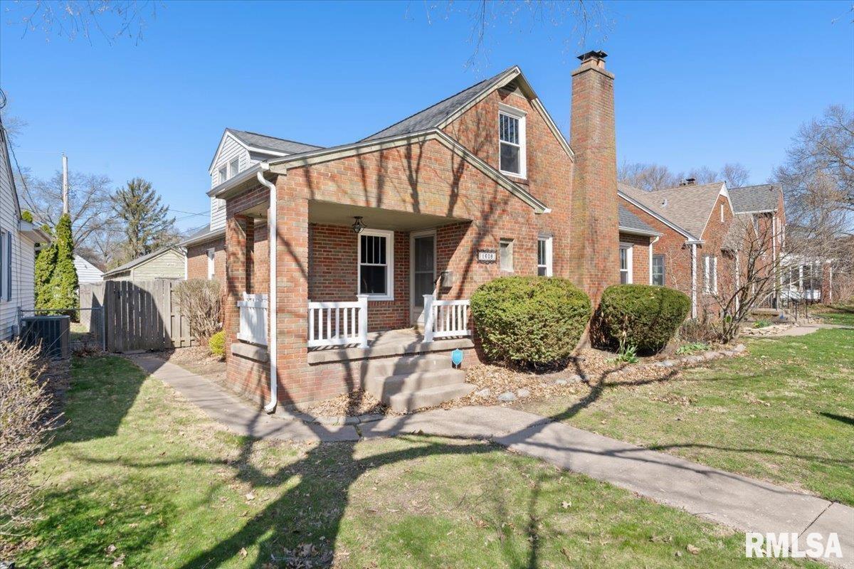 1608 Elmore Avenue, Davenport, Iowa image 4