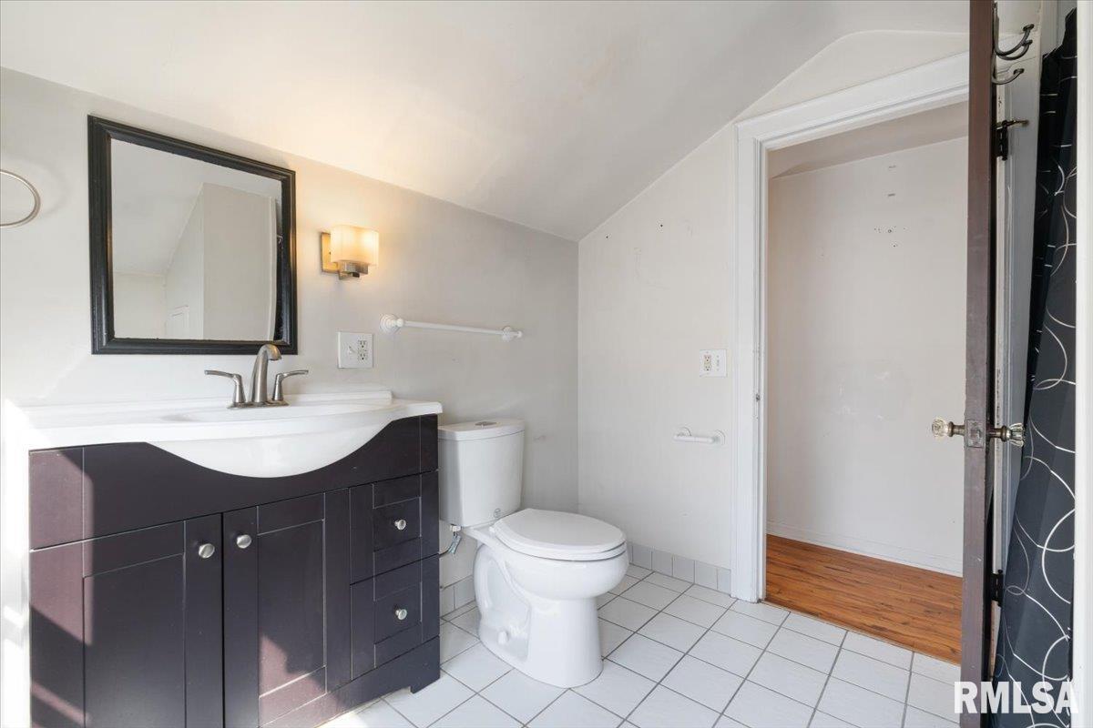 1608 Elmore Avenue, Davenport, Iowa image 32