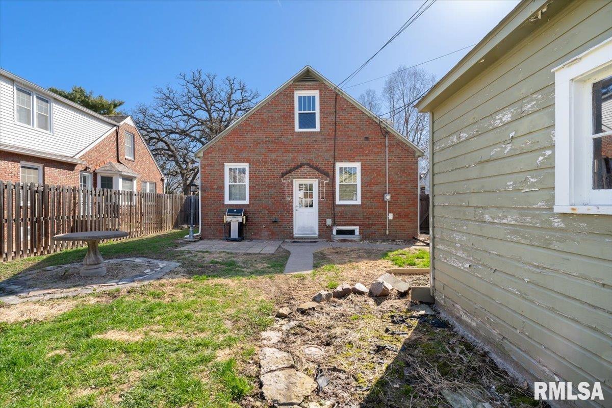 1608 Elmore Avenue, Davenport, Iowa image 41