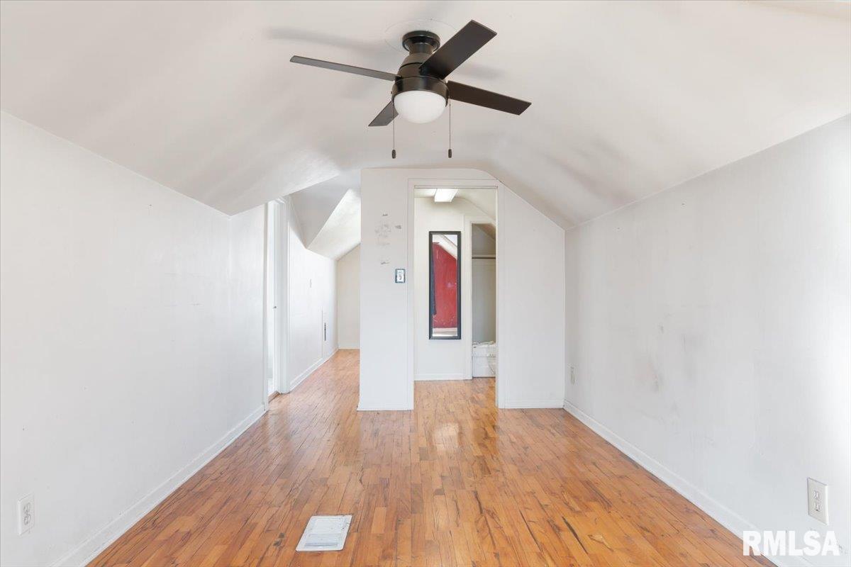 1608 Elmore Avenue, Davenport, Iowa image 30