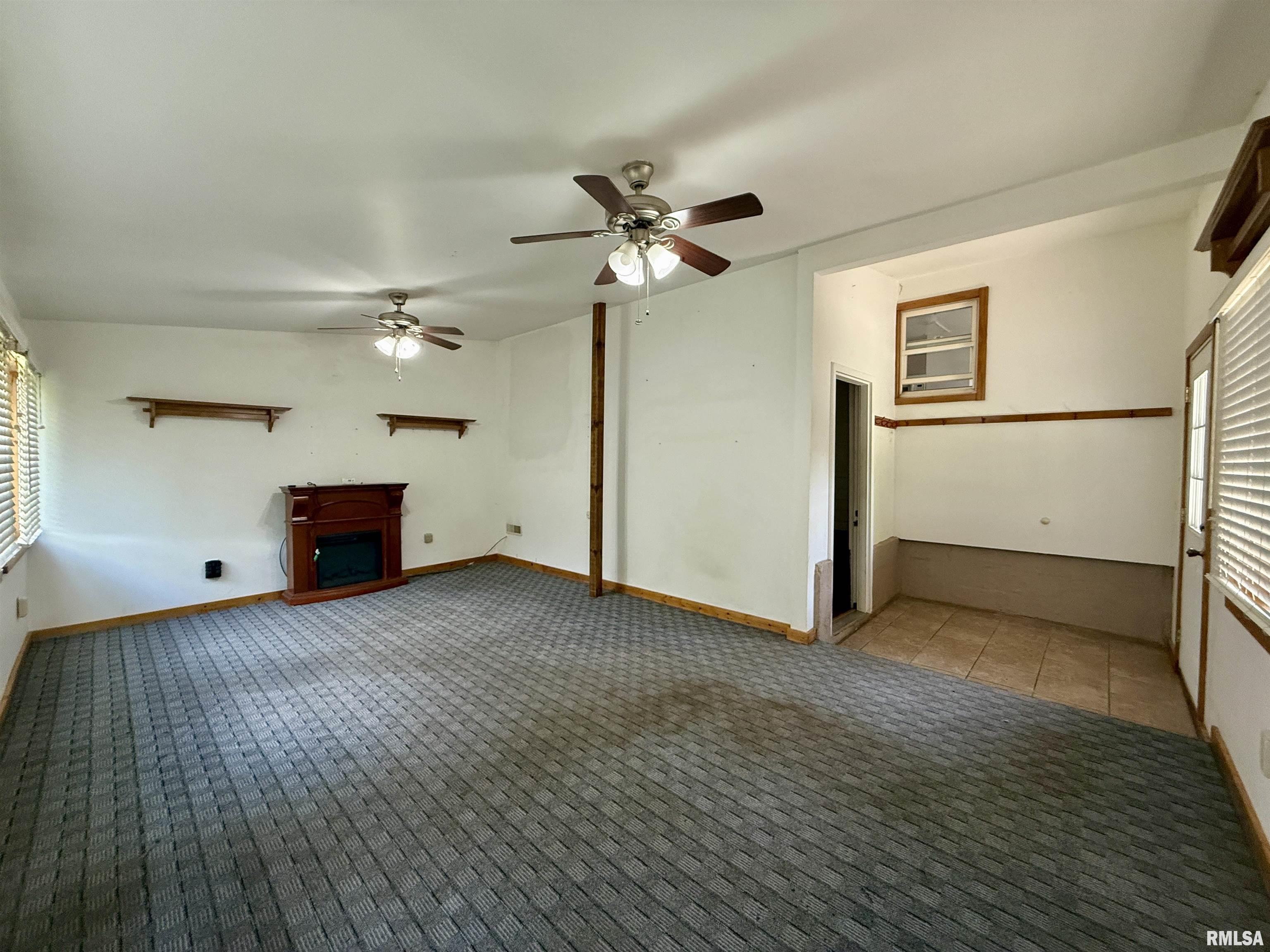 207 Bailey Avenue, East Galesburg, Illinois image 20