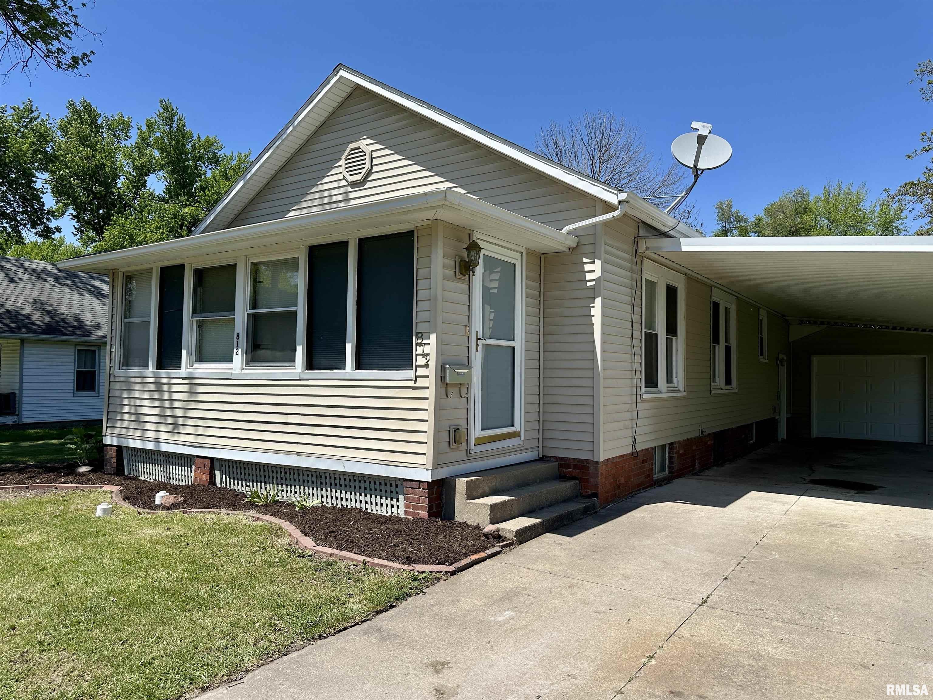 812 E Murray Street, Macomb, Illinois image 1
