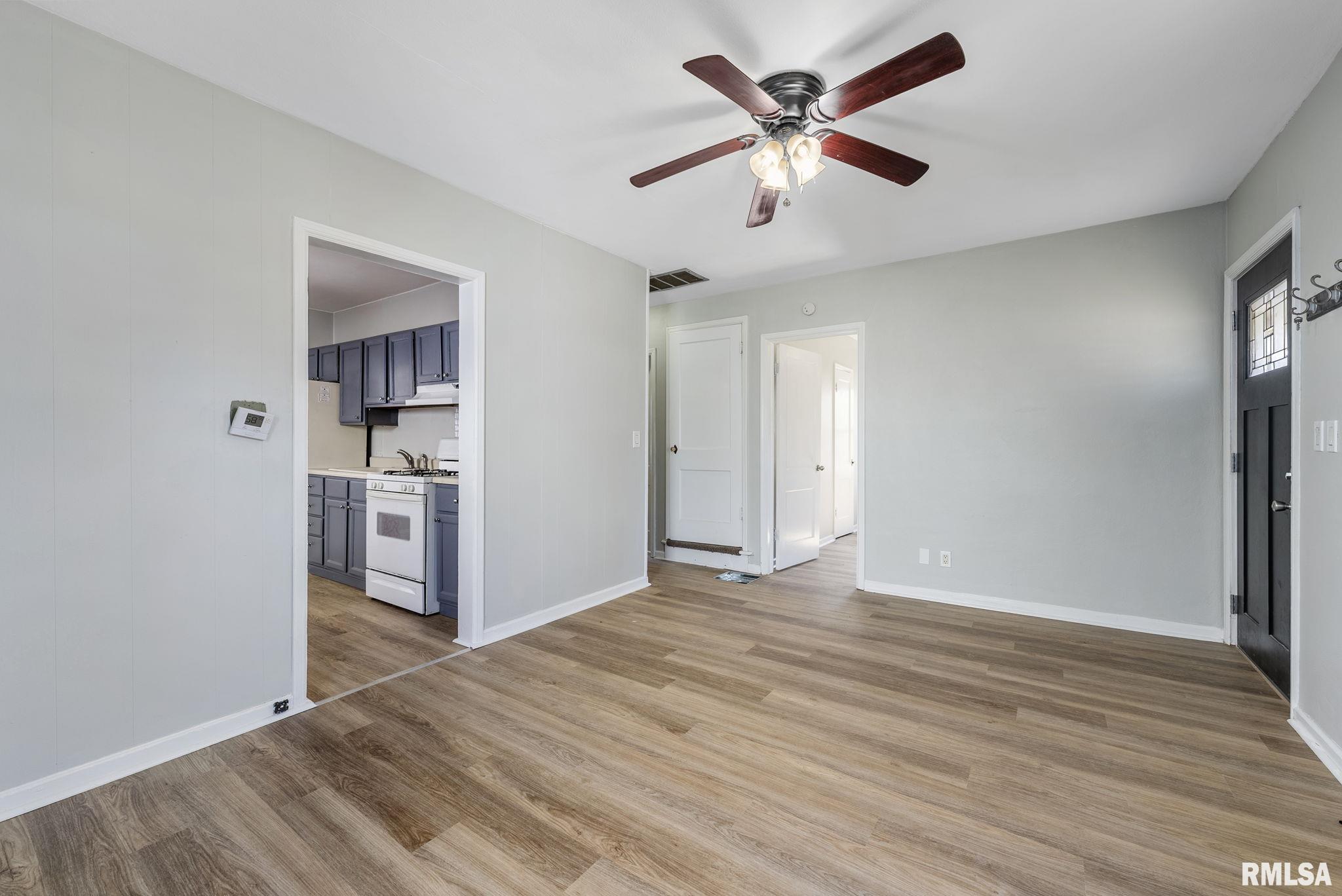 1111 S Concord Street, Davenport, Iowa image 3