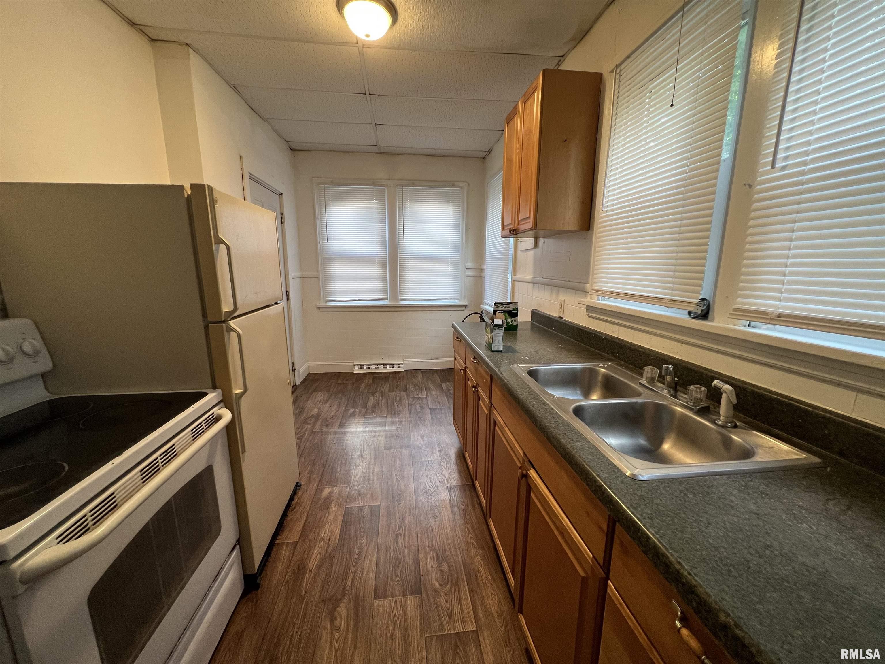 404 W Elm Street, Carbondale, Illinois image 3