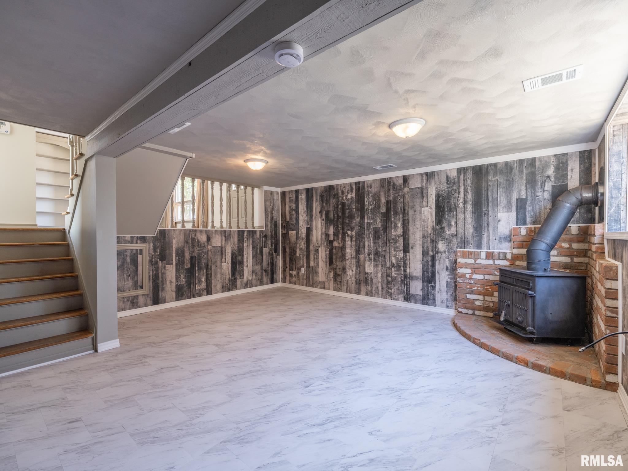 3909 W Creighton Terrace, Peoria, Illinois image 32