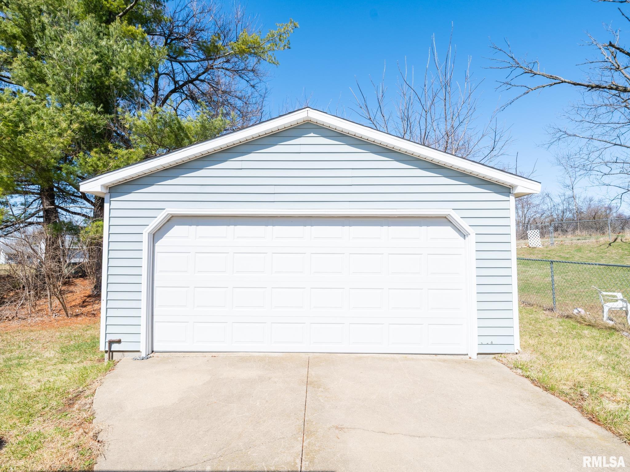 3909 W Creighton Terrace, Peoria, Illinois image 6