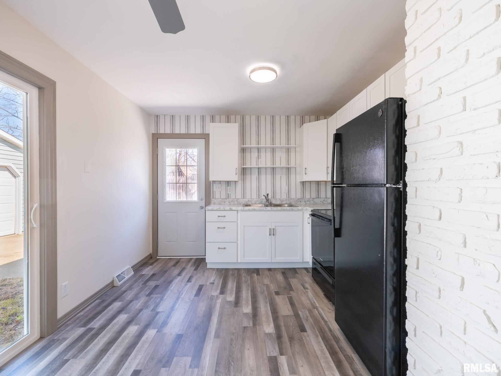 3909 W Creighton Terrace, Peoria, Illinois image 19
