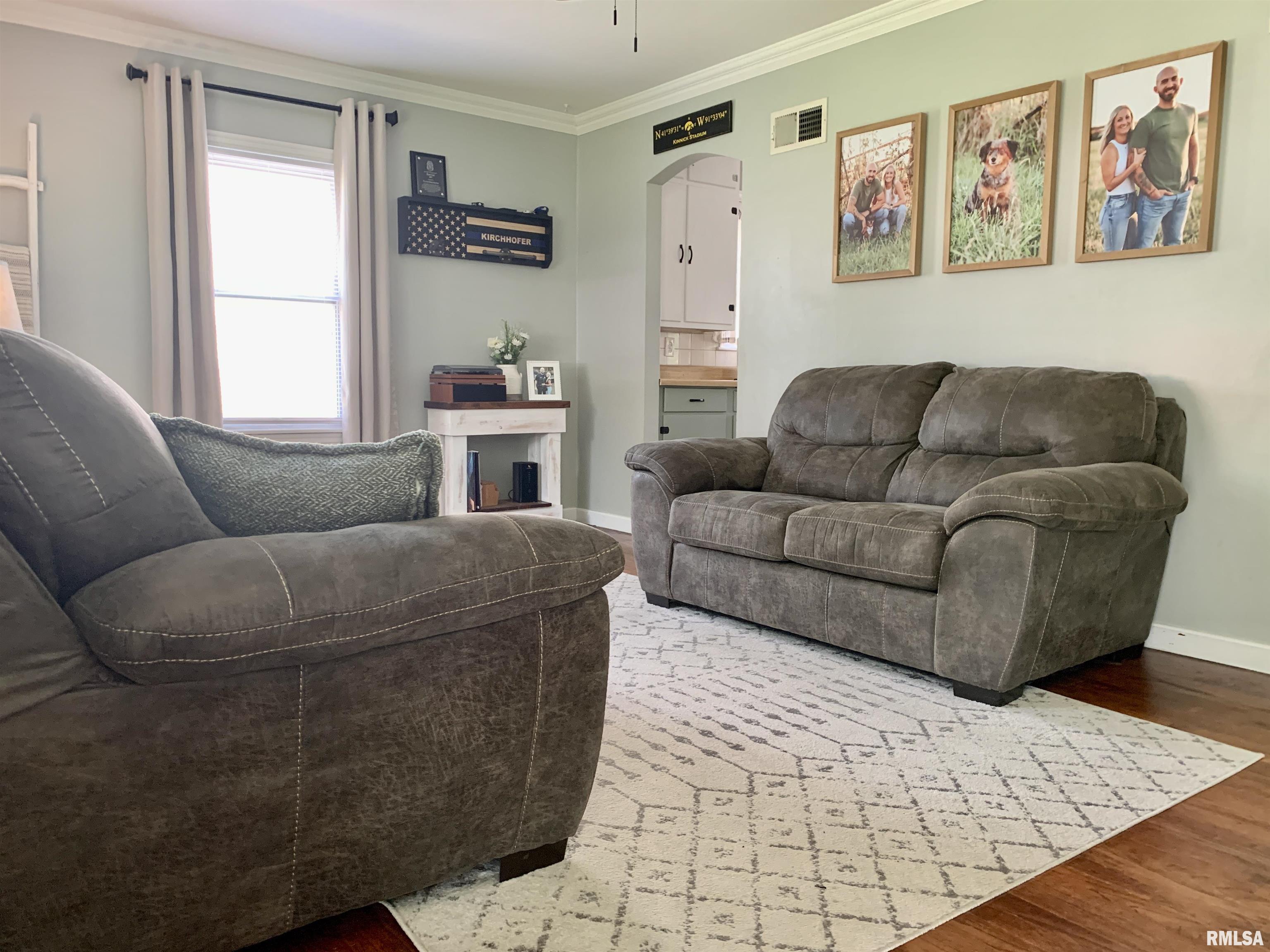 413 N Laurel Drive, Jacksonville, Illinois image 36
