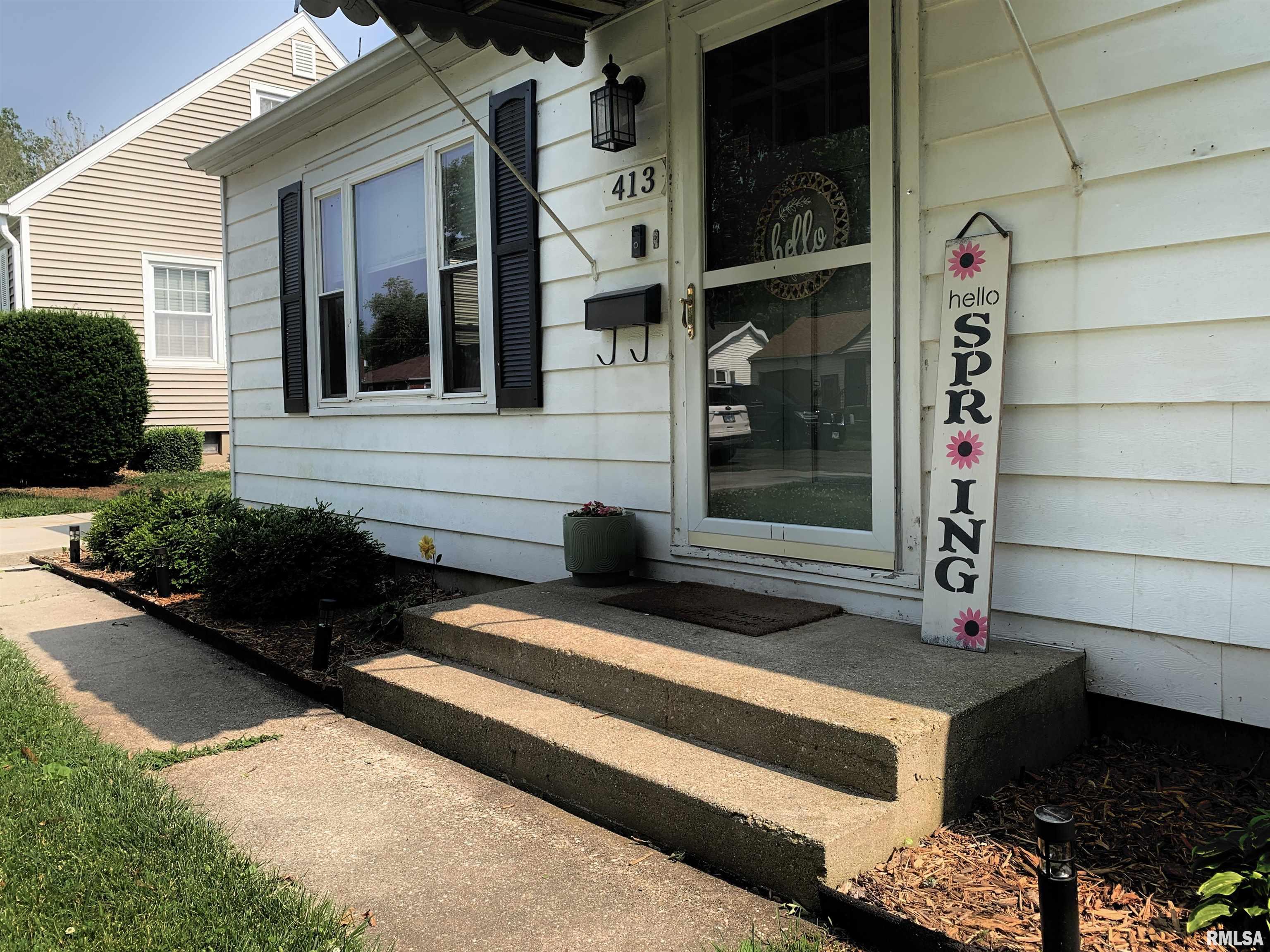 413 N Laurel Drive, Jacksonville, Illinois image 4
