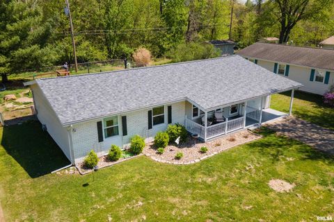 Photo of 703 S Hadfield Street, Marion, IL 62959 (MLS # PA1265561)
