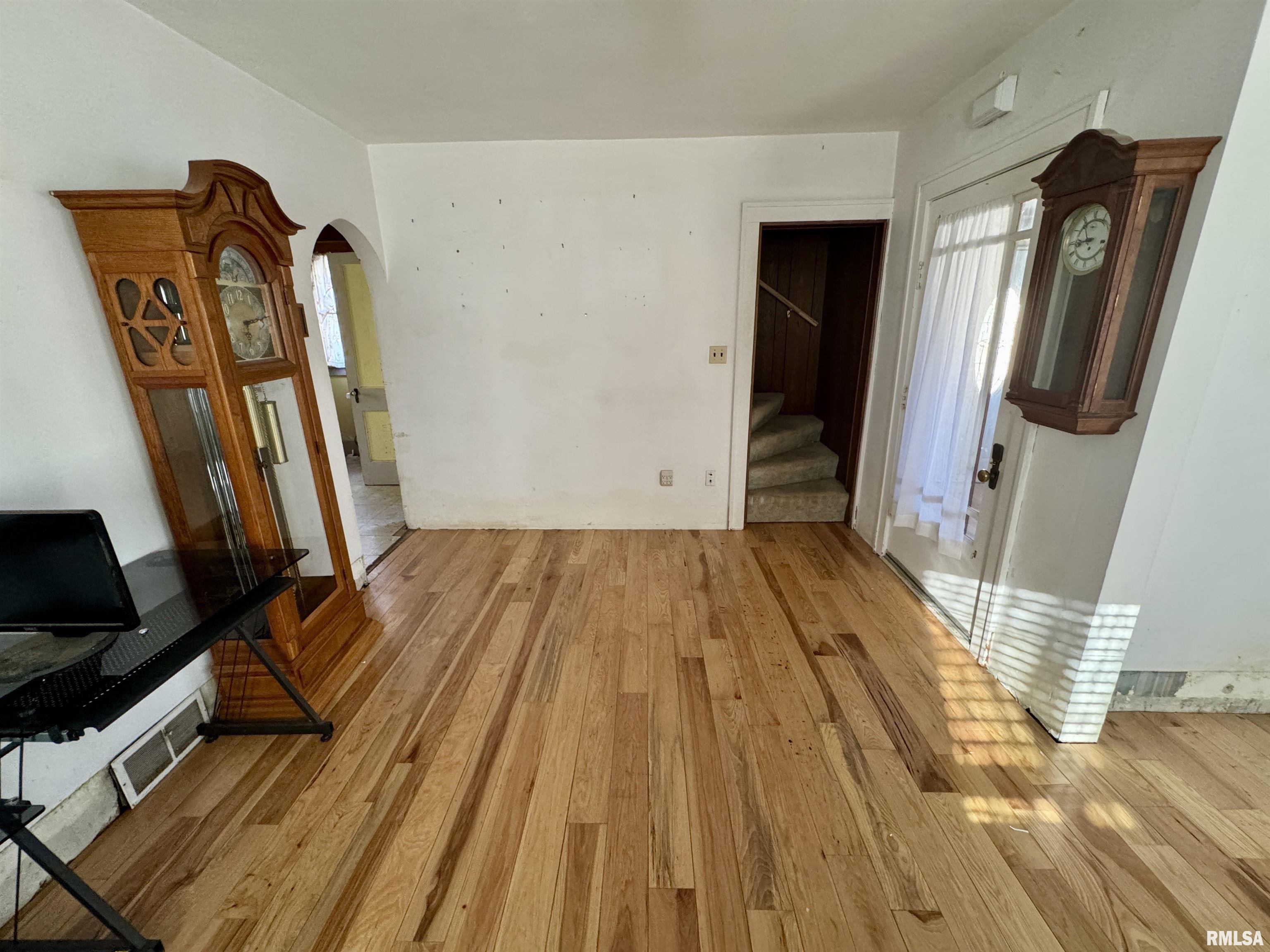 2614 23 1/2 Avenue, Rock Island, Illinois image 13