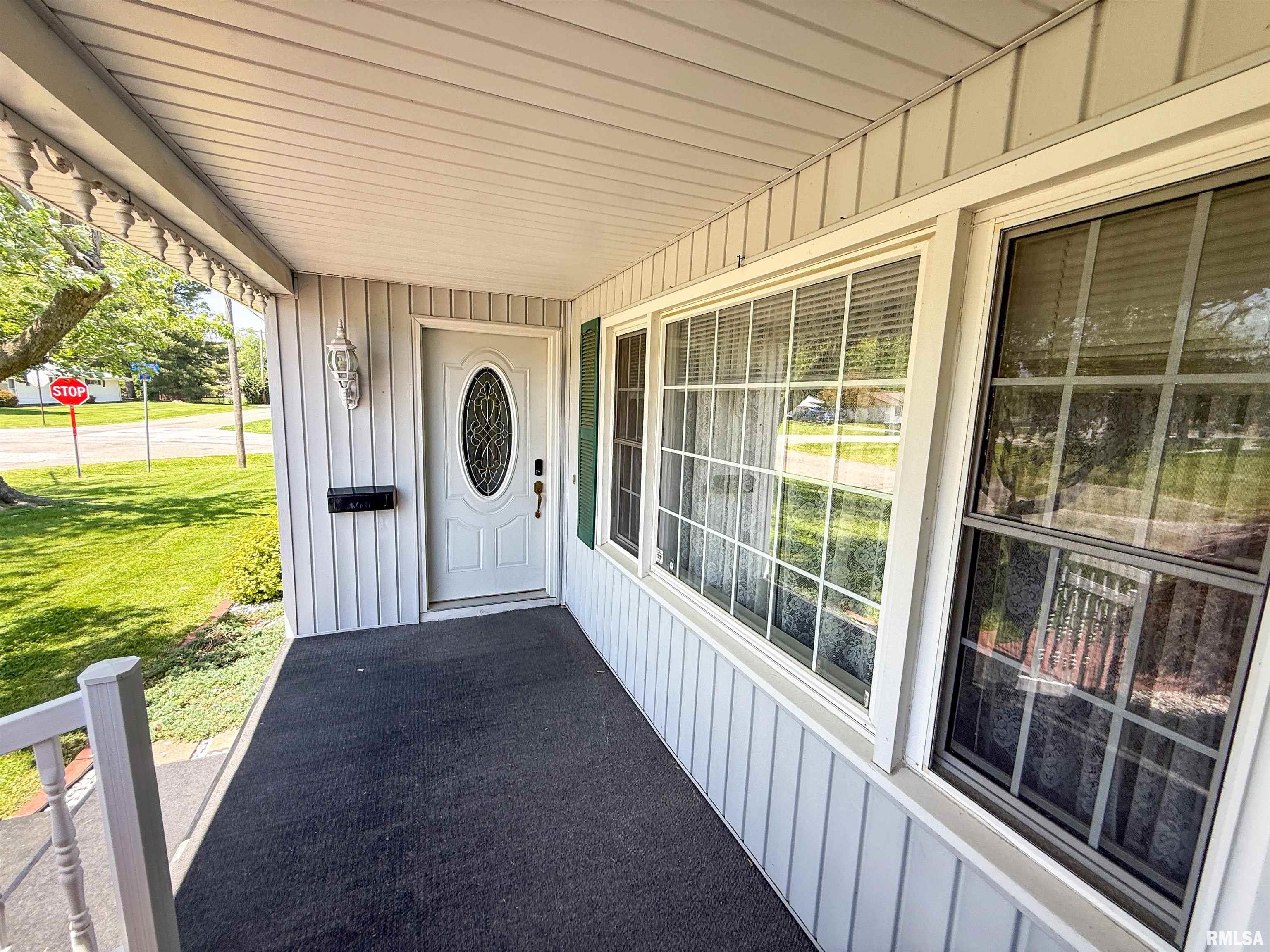 322 Oak Street, Flora, Illinois image 8