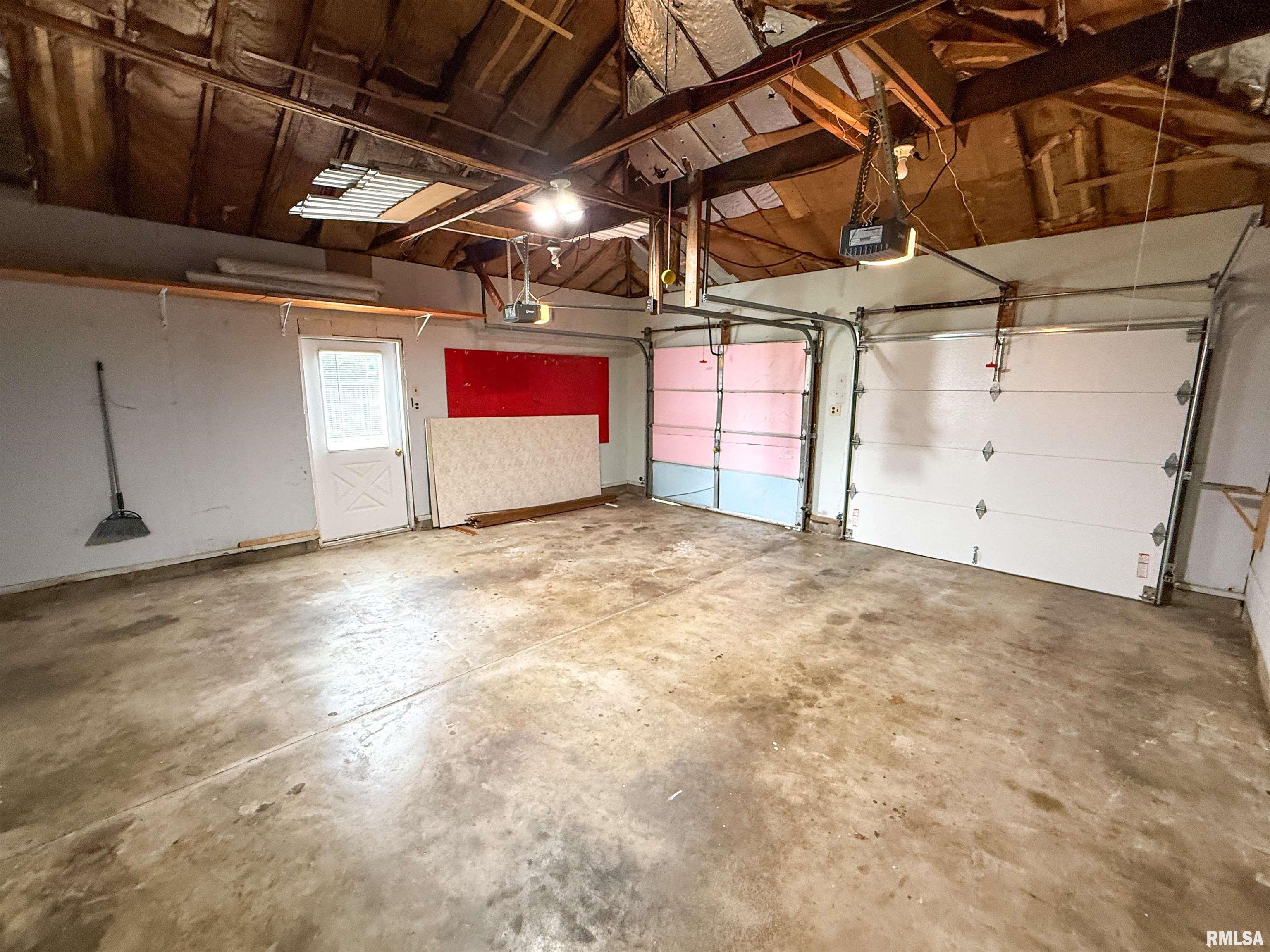 322 Oak Street, Flora, Illinois image 3