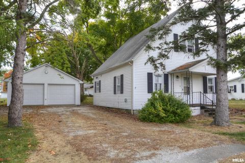 Homes For Sale - 705 W Adams Street<br/> Blandinsville, IL 61420