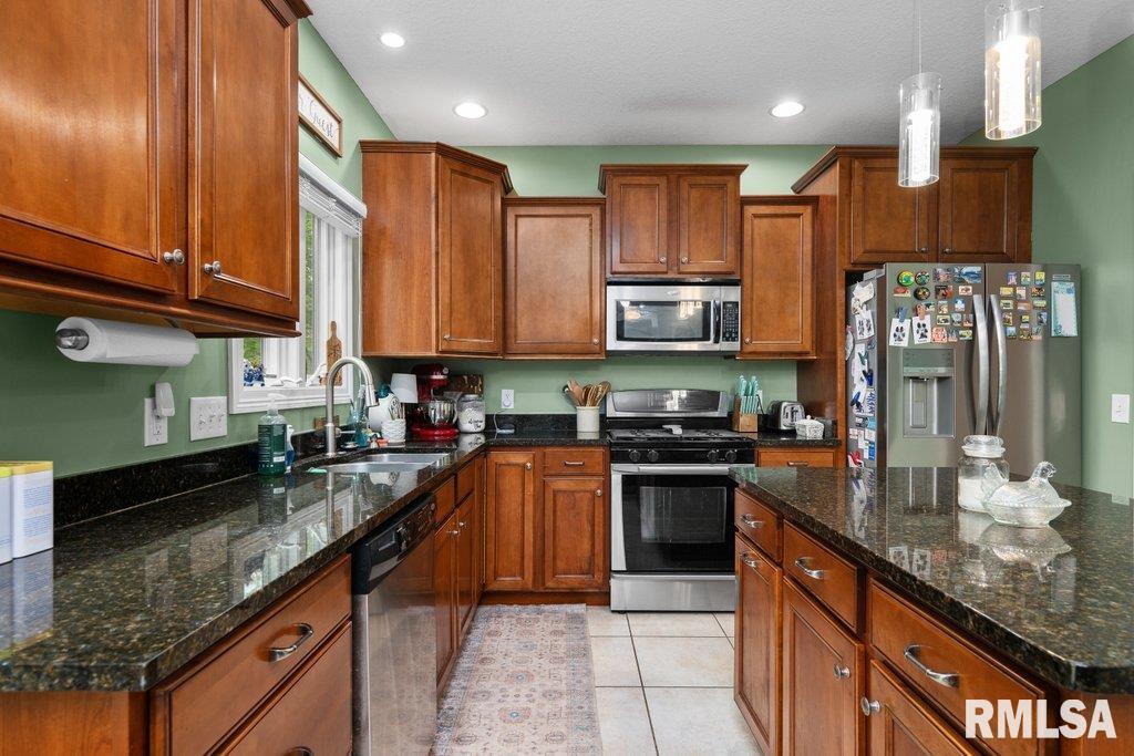 5512 Joshua Street, Bettendorf, Iowa image 15