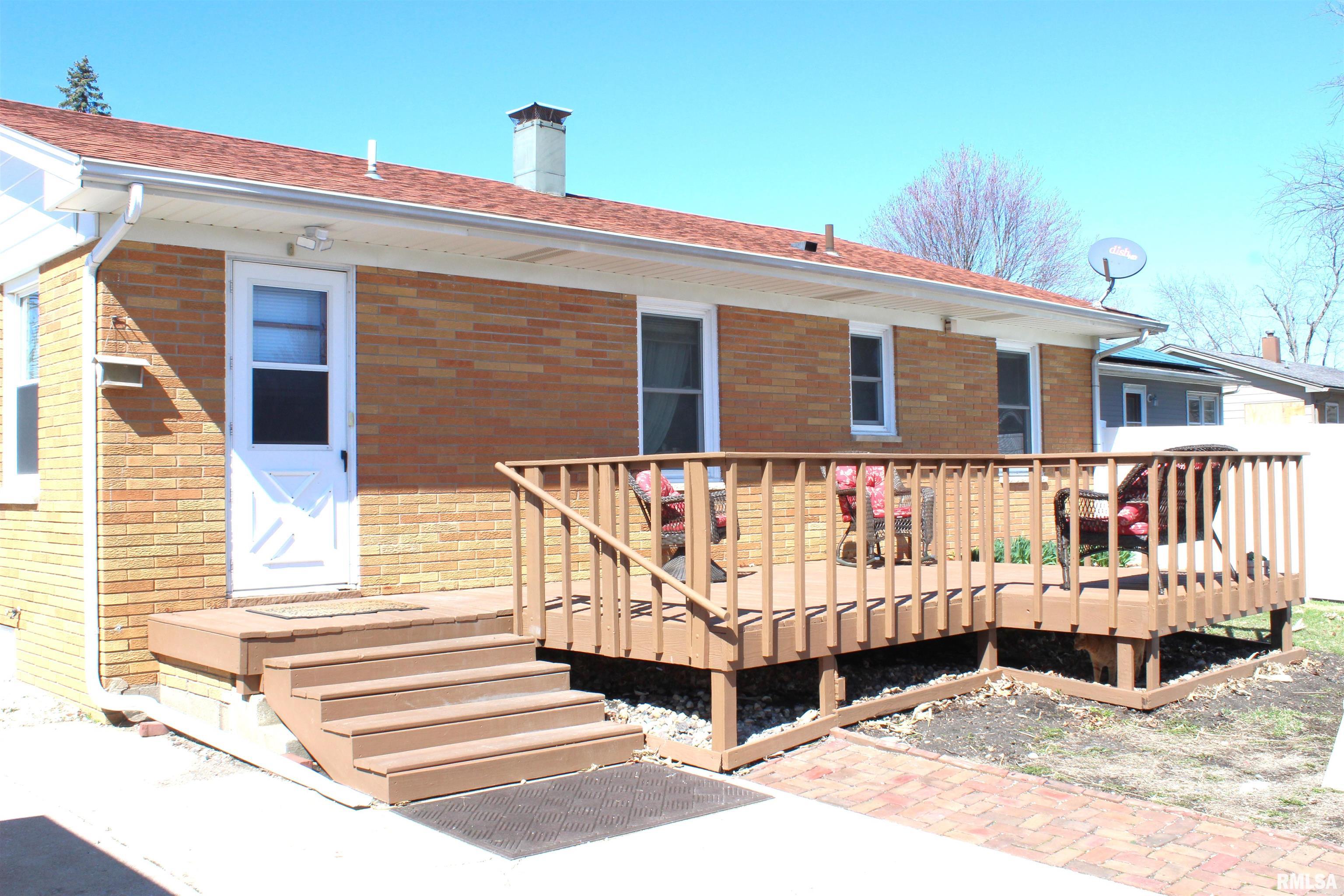915 S Whitesboro Street, Galesburg, Illinois image 3