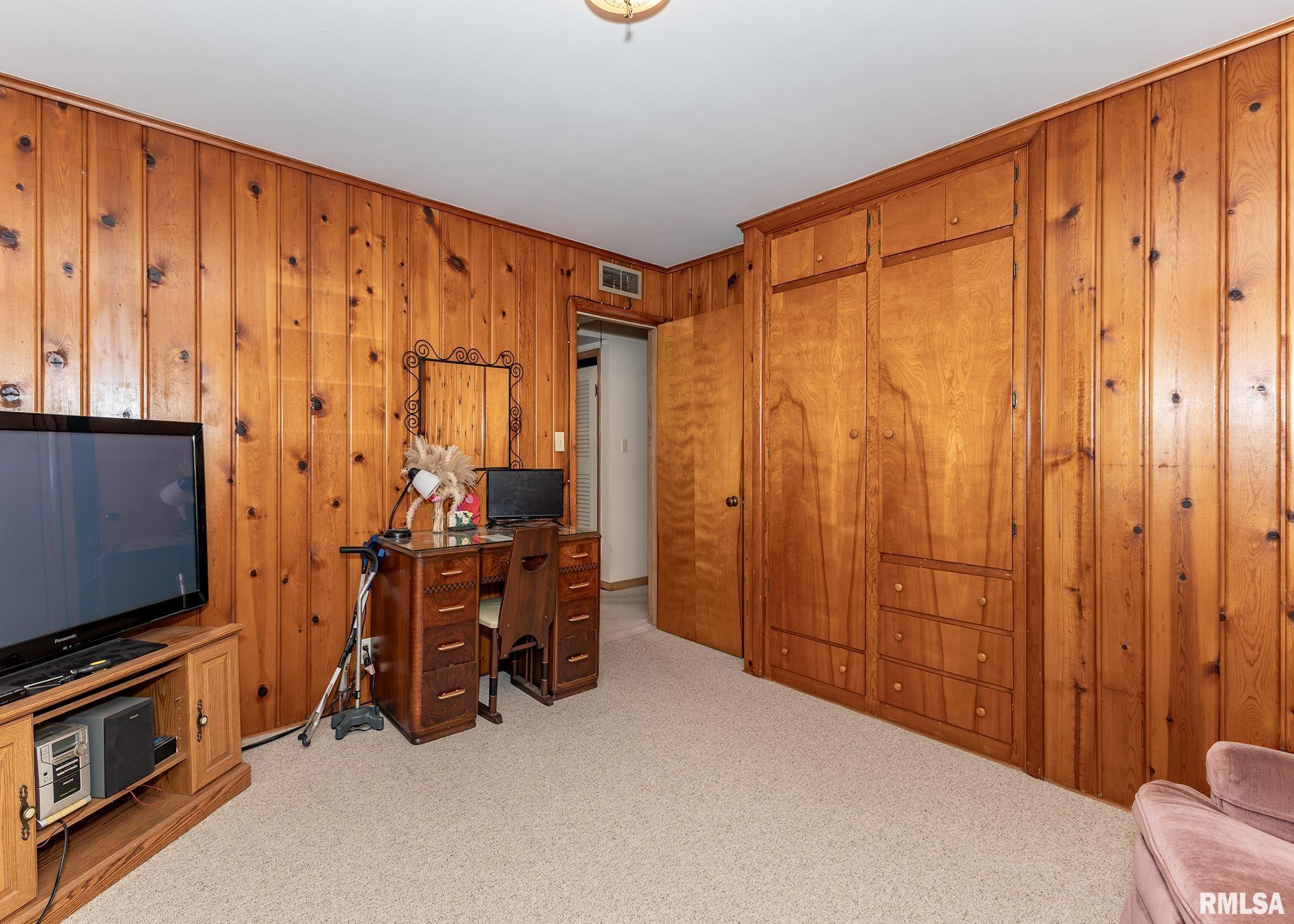 732 Argyle Court, Clinton, Iowa image 20