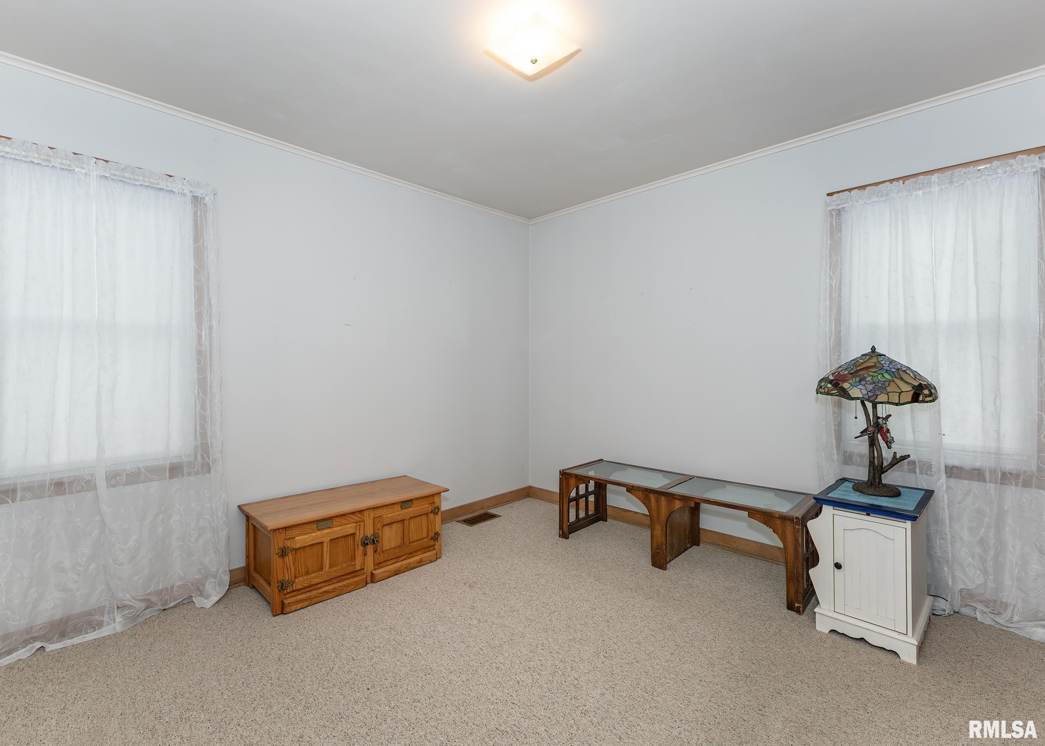 732 Argyle Court, Clinton, Iowa image 16