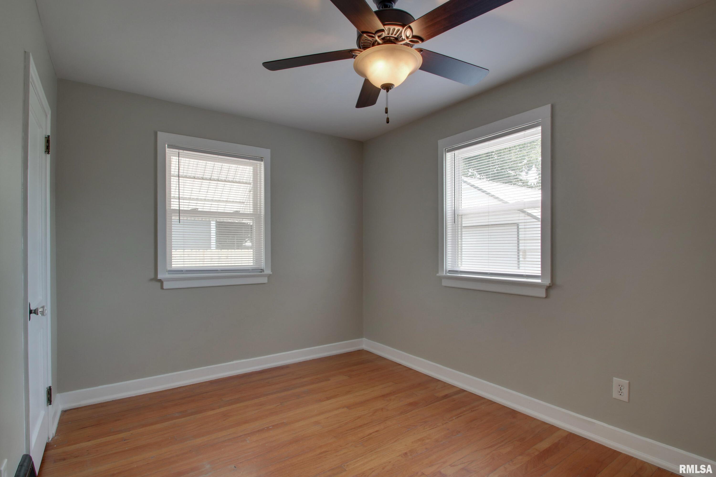 2016 Sycamore Street, Quincy, Illinois image 9