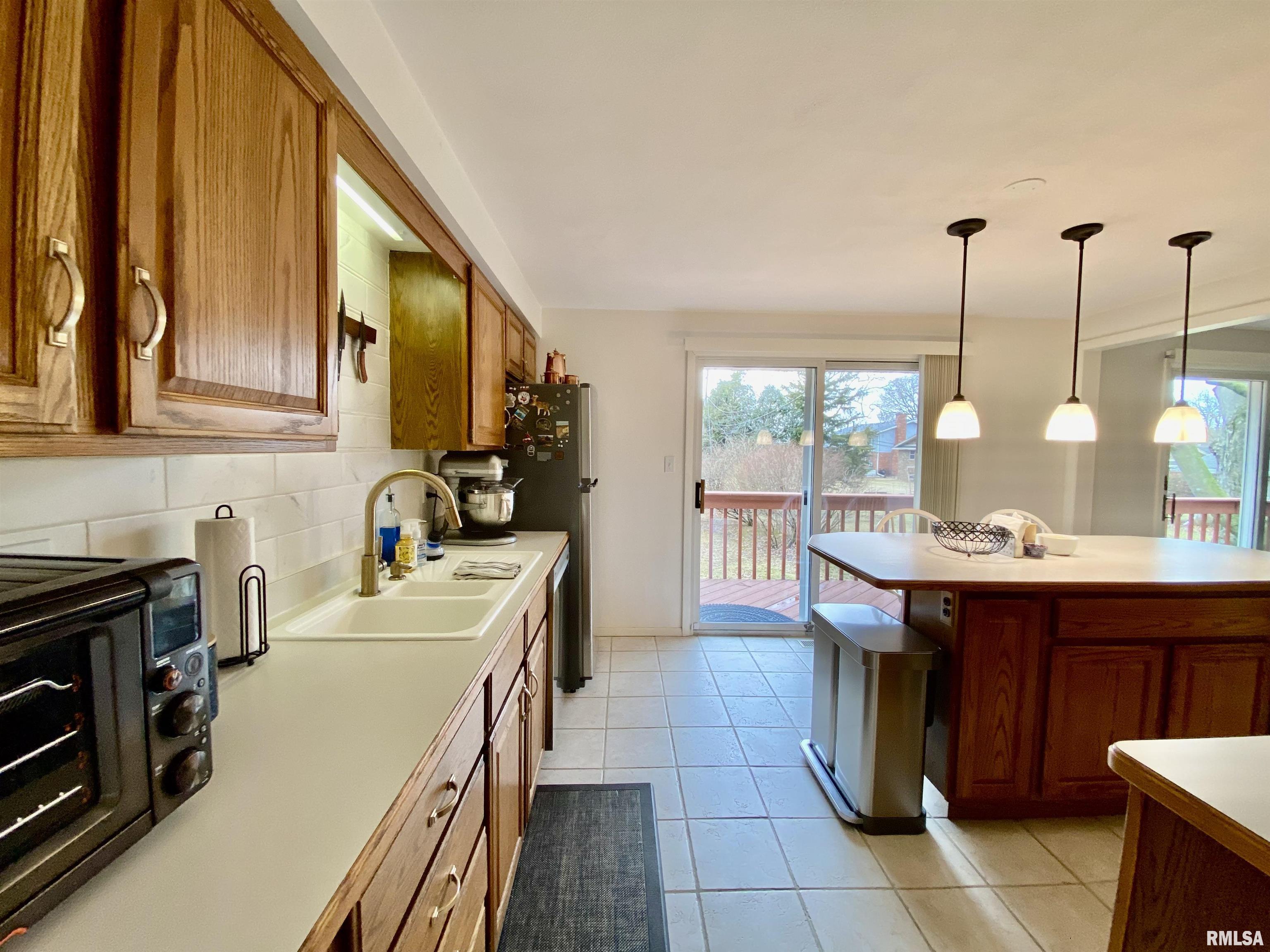 6109 N Wickwood Road, Peoria, Illinois image 14