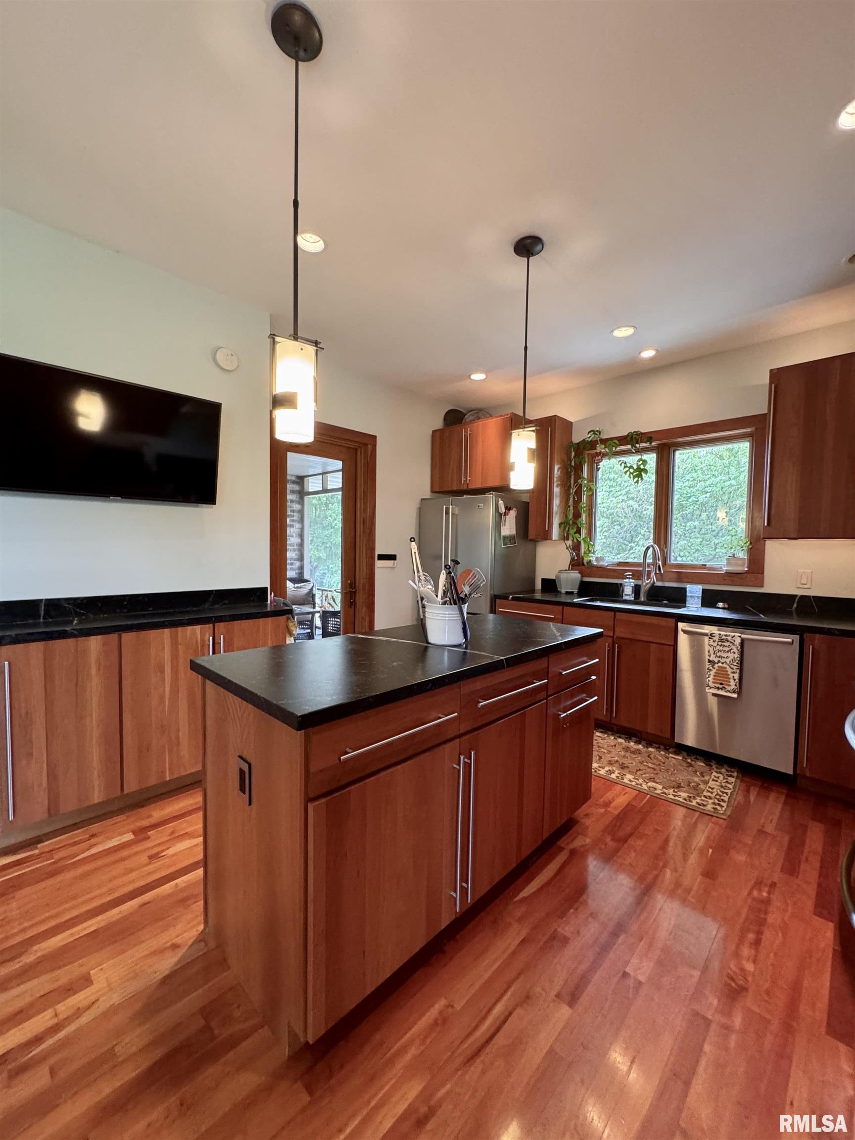 6 Marty Lane, Macomb, Illinois image 15