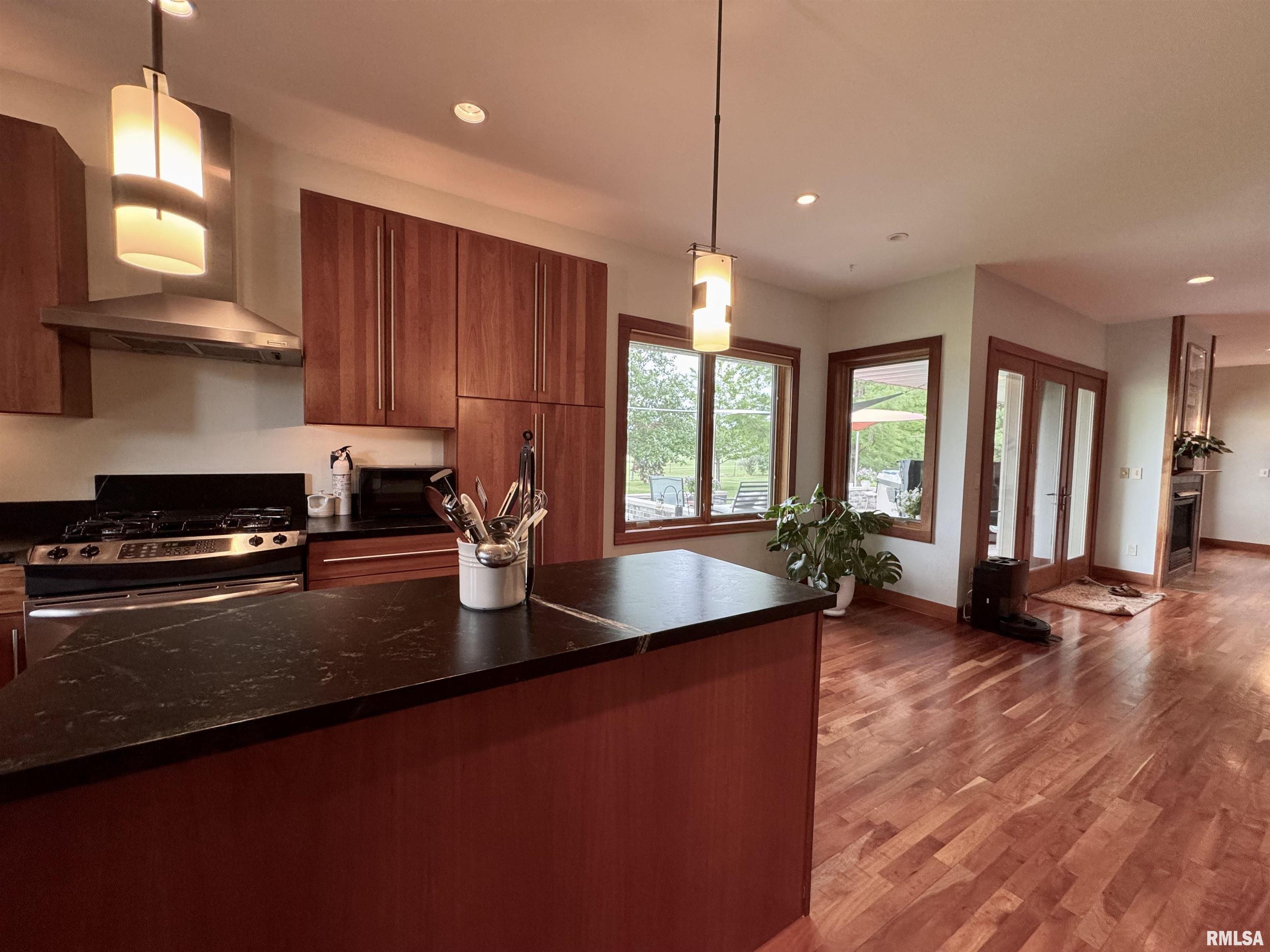 6 Marty Lane, Macomb, Illinois image 8