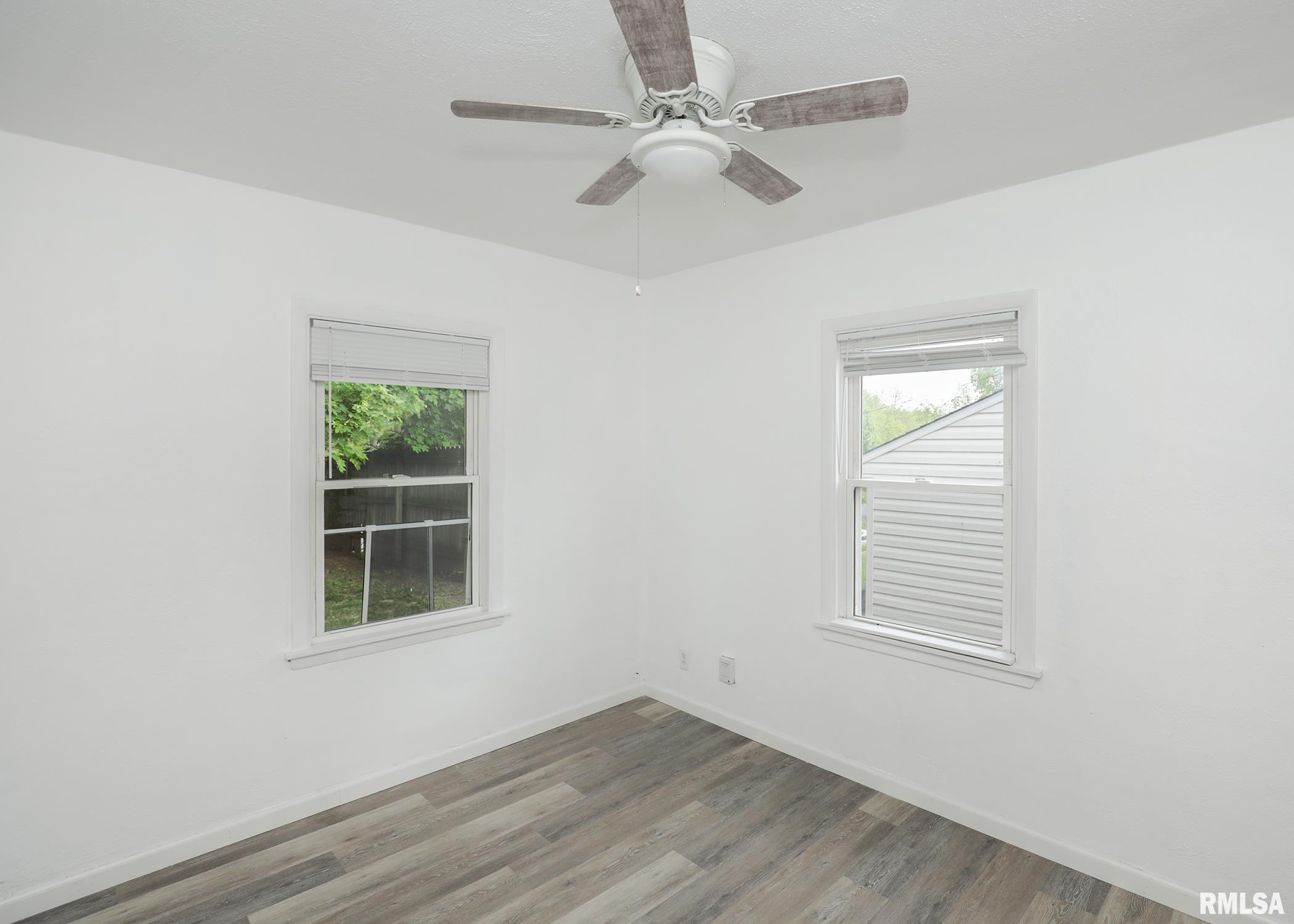 609 23rd Street, Bettendorf, Iowa image 2