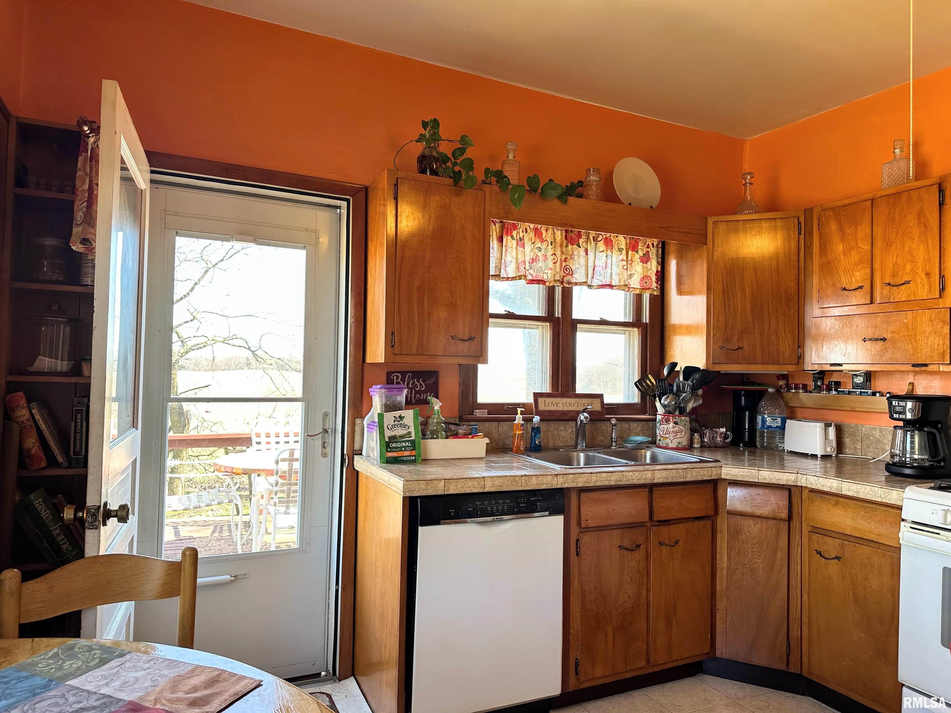 470 Lankin Road, Galatia, Illinois image 36