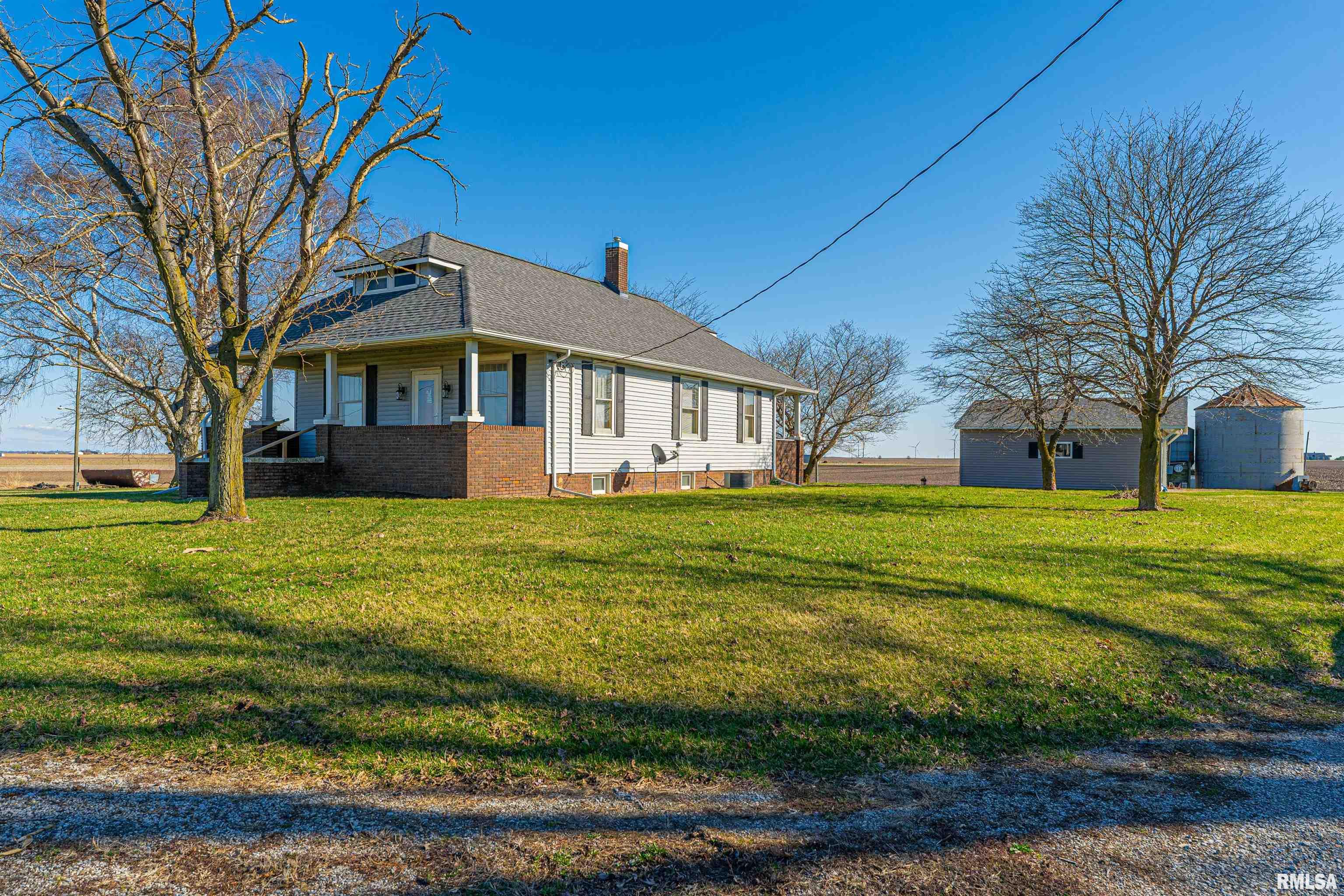 1051 950th Street, Elkhart, Illinois image 4