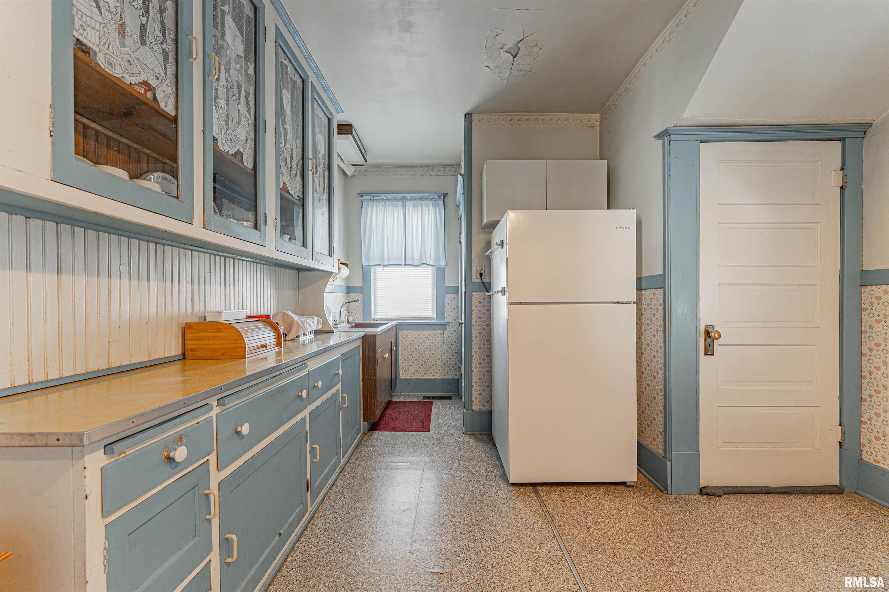 1051 950th Street, Elkhart, Illinois image 11