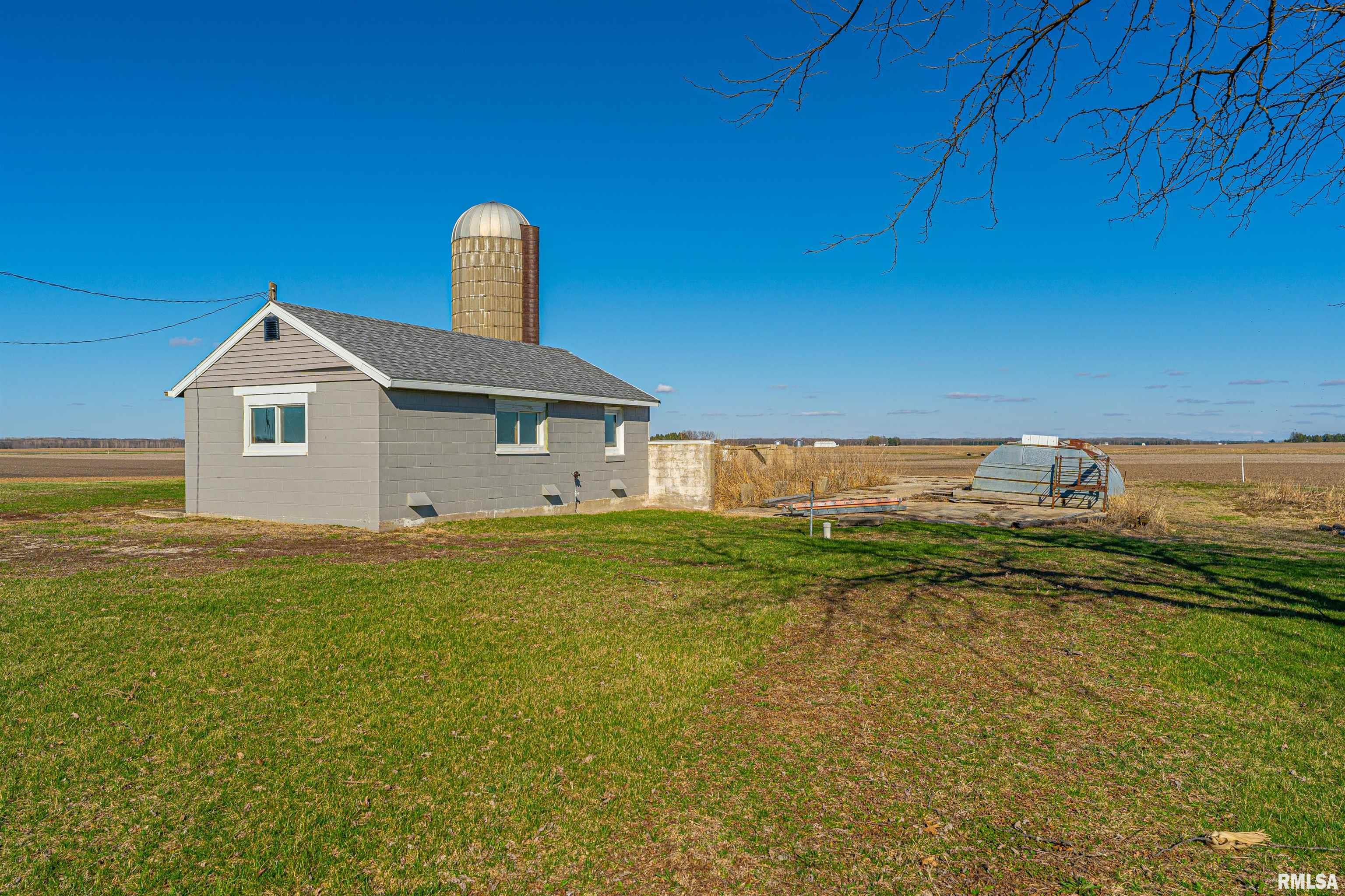 1051 950th Street, Elkhart, Illinois image 28