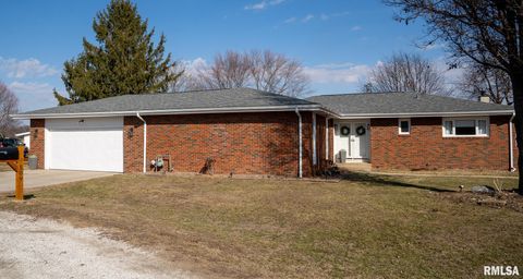 Homes For Sale - 509 Juniper Drive<br/> Petersburg, IL 62675