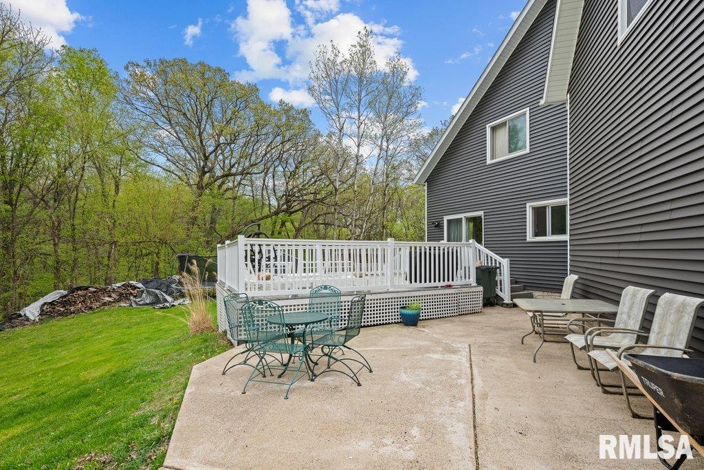 32 Hickory Hills Hls, Geneseo, Illinois image 7