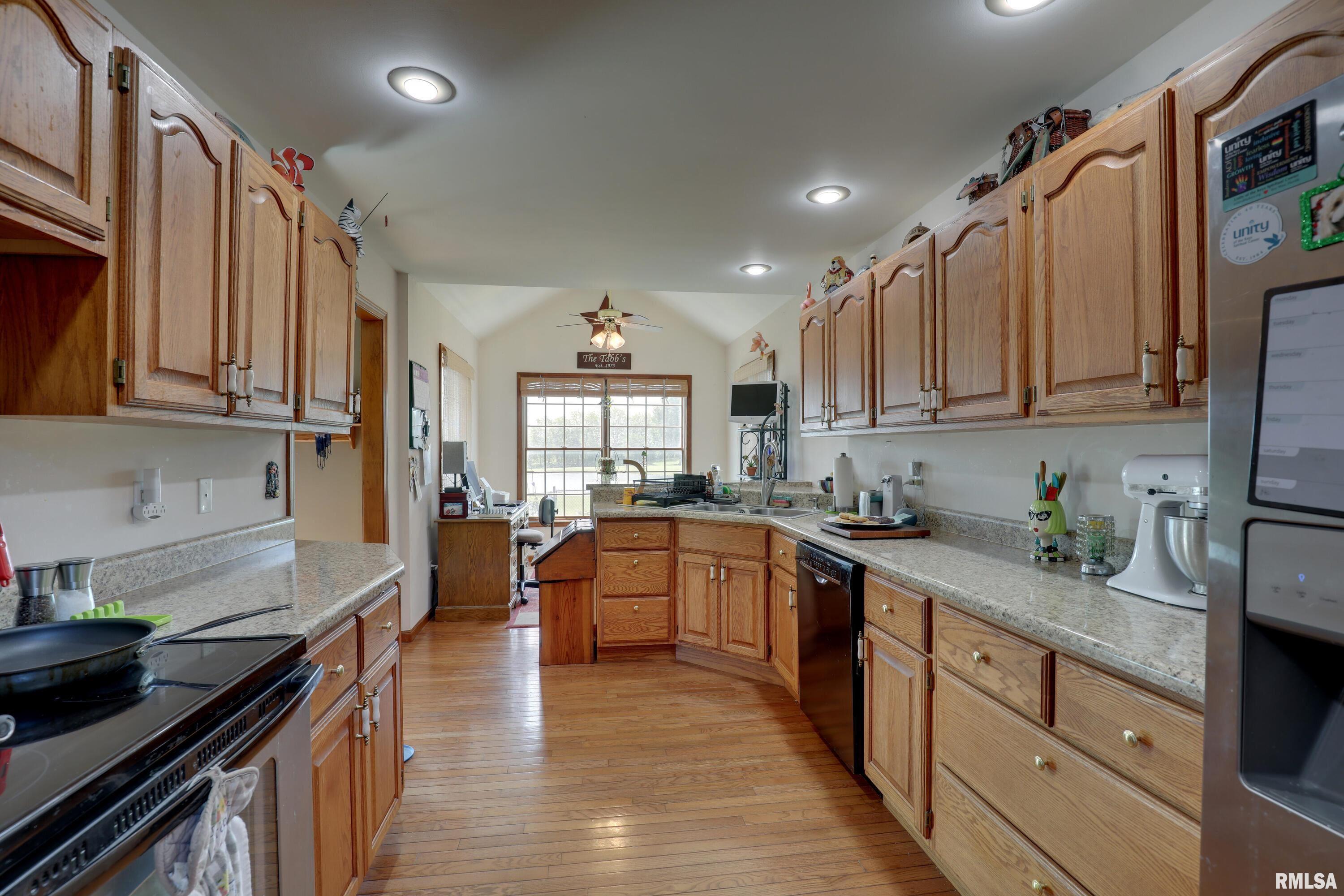 5714 Country Lake Drive North, Quincy, Illinois image 24