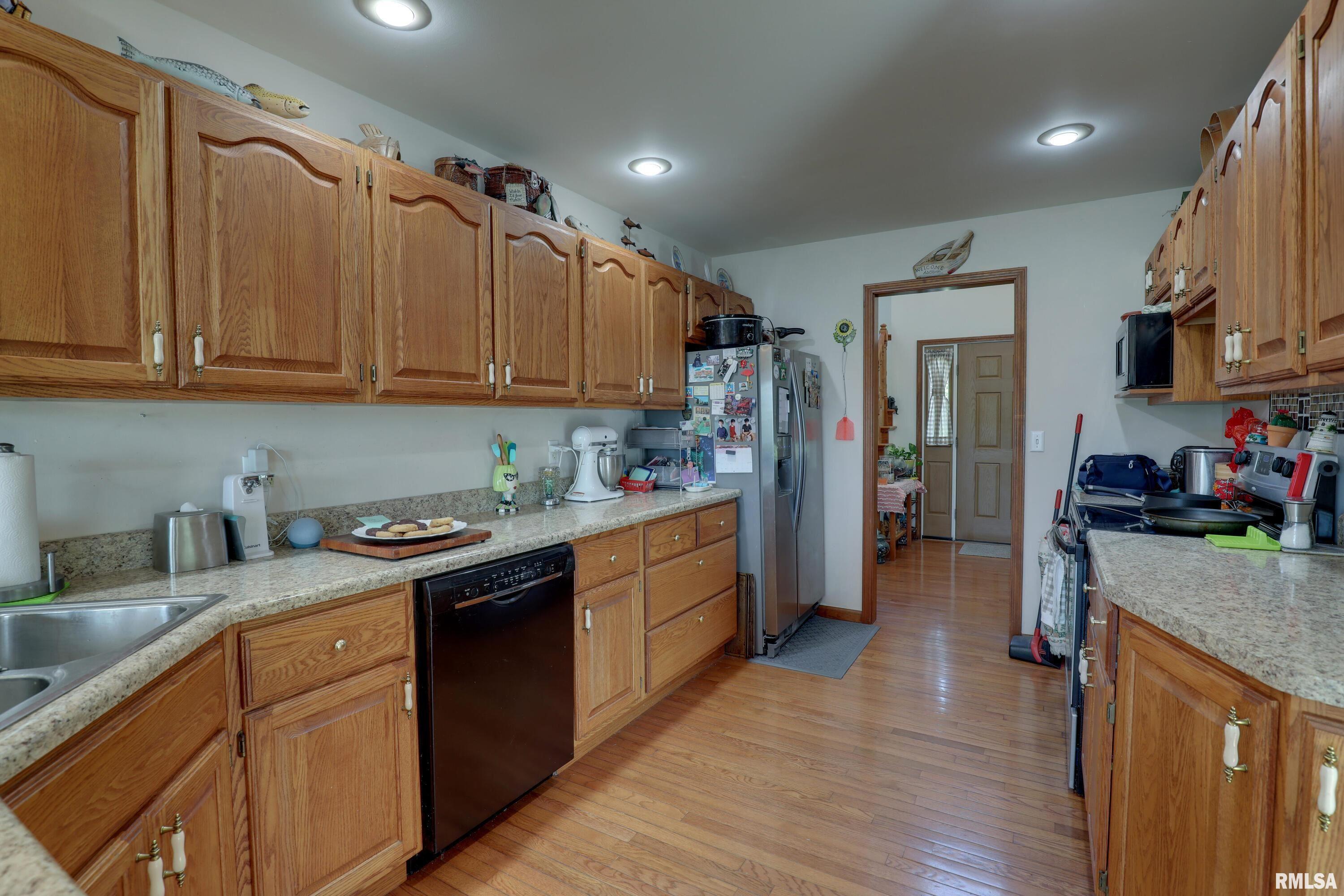 5714 Country Lake Drive North, Quincy, Illinois image 25