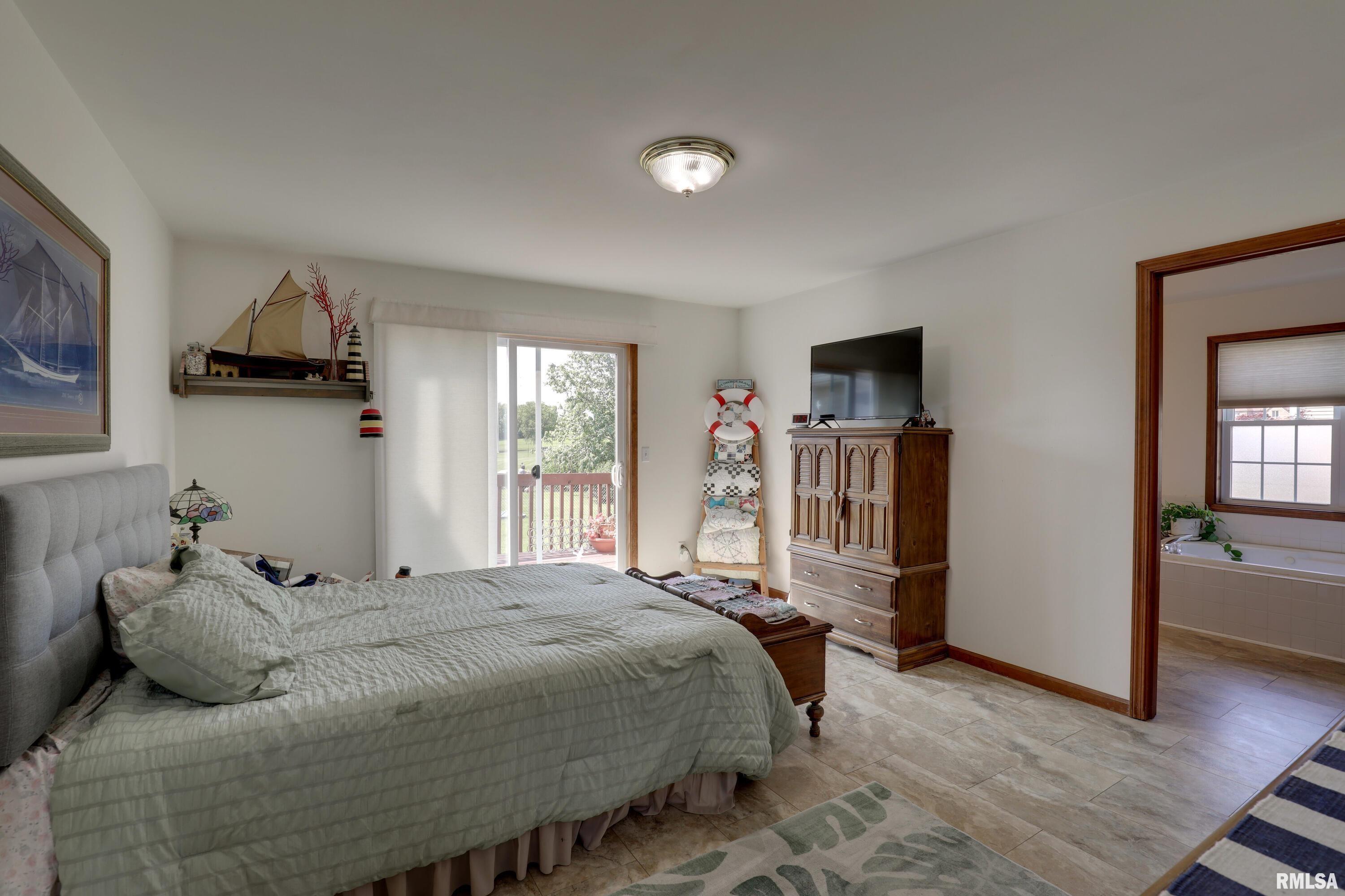 5714 Country Lake Drive North, Quincy, Illinois image 26