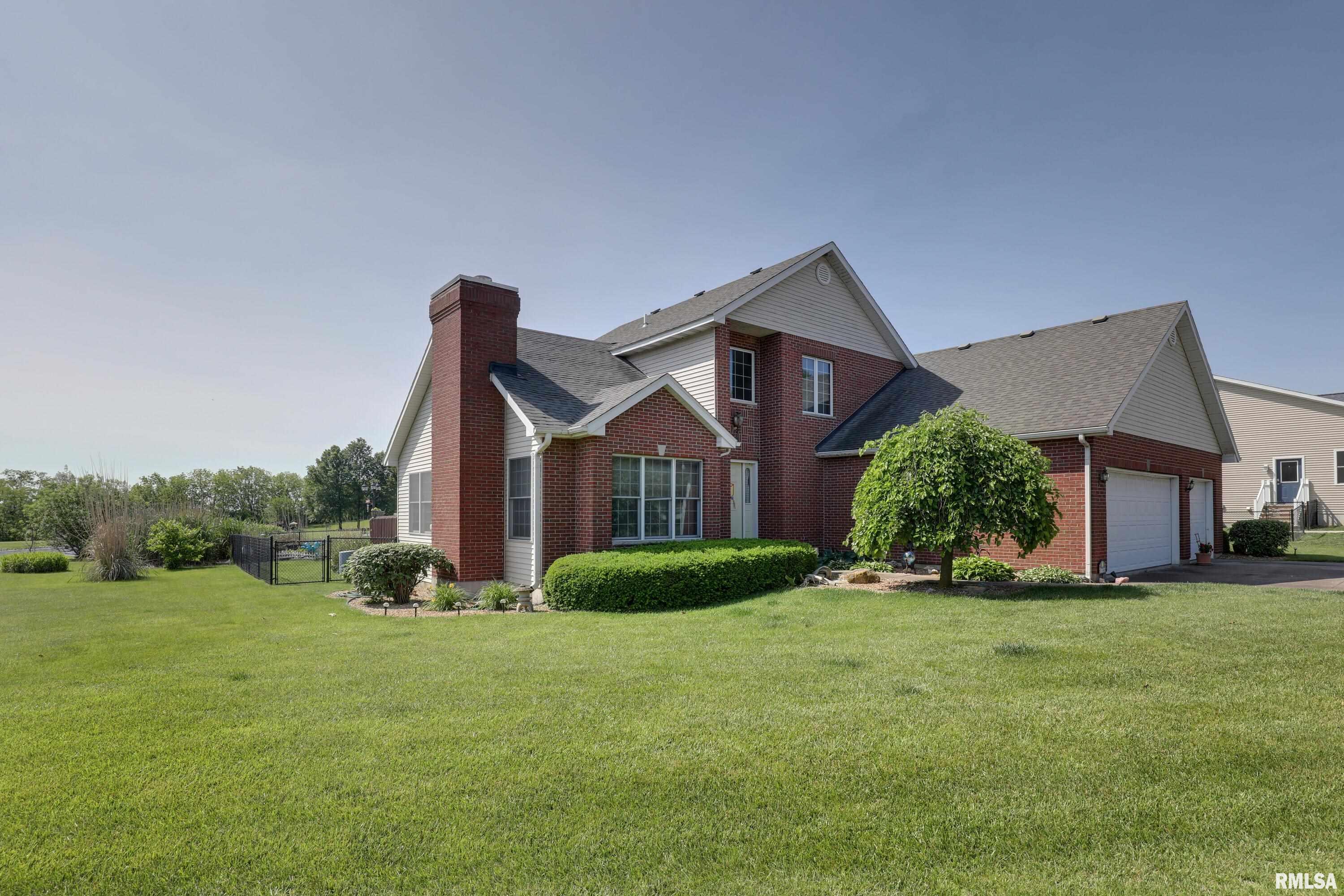 5714 Country Lake Drive North, Quincy, Illinois image 1