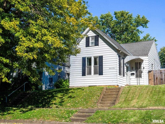 1609 ELM ST, QUINCY, IL 62301 - Image fc7a4db4ec88e4f439cbef927c191b15/2419320237