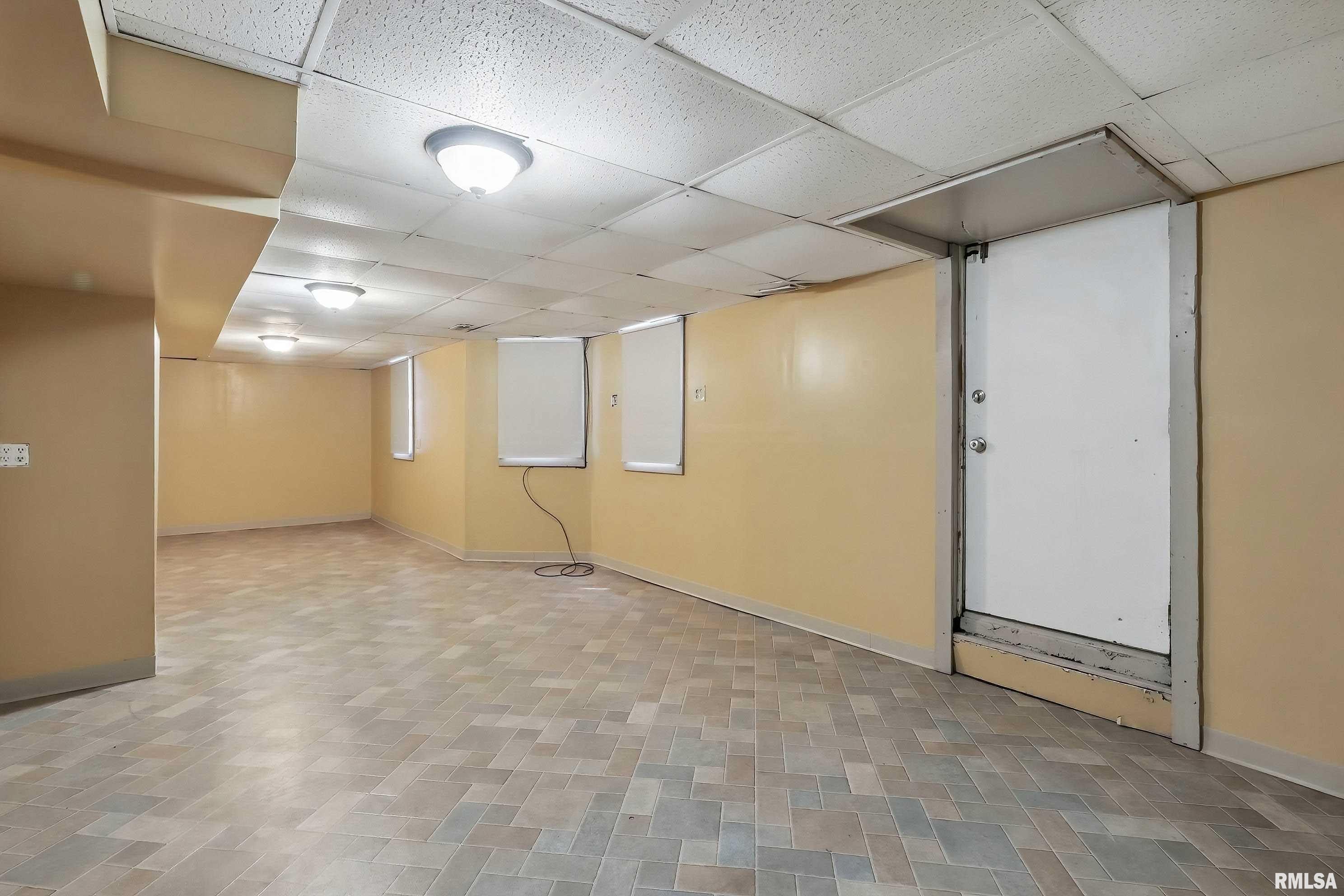 1030 Oneida Avenue, Davenport, Iowa image 36
