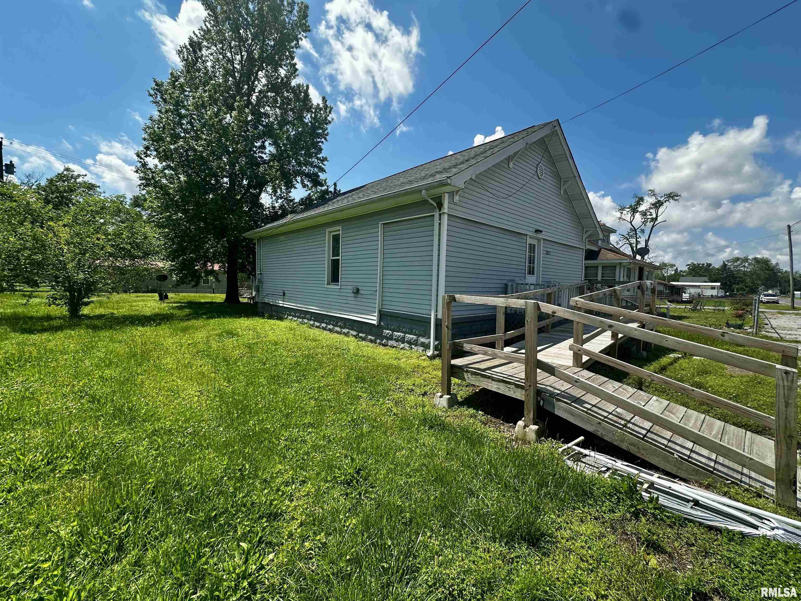 2213 Locust Street, Eldorado, Illinois image 18