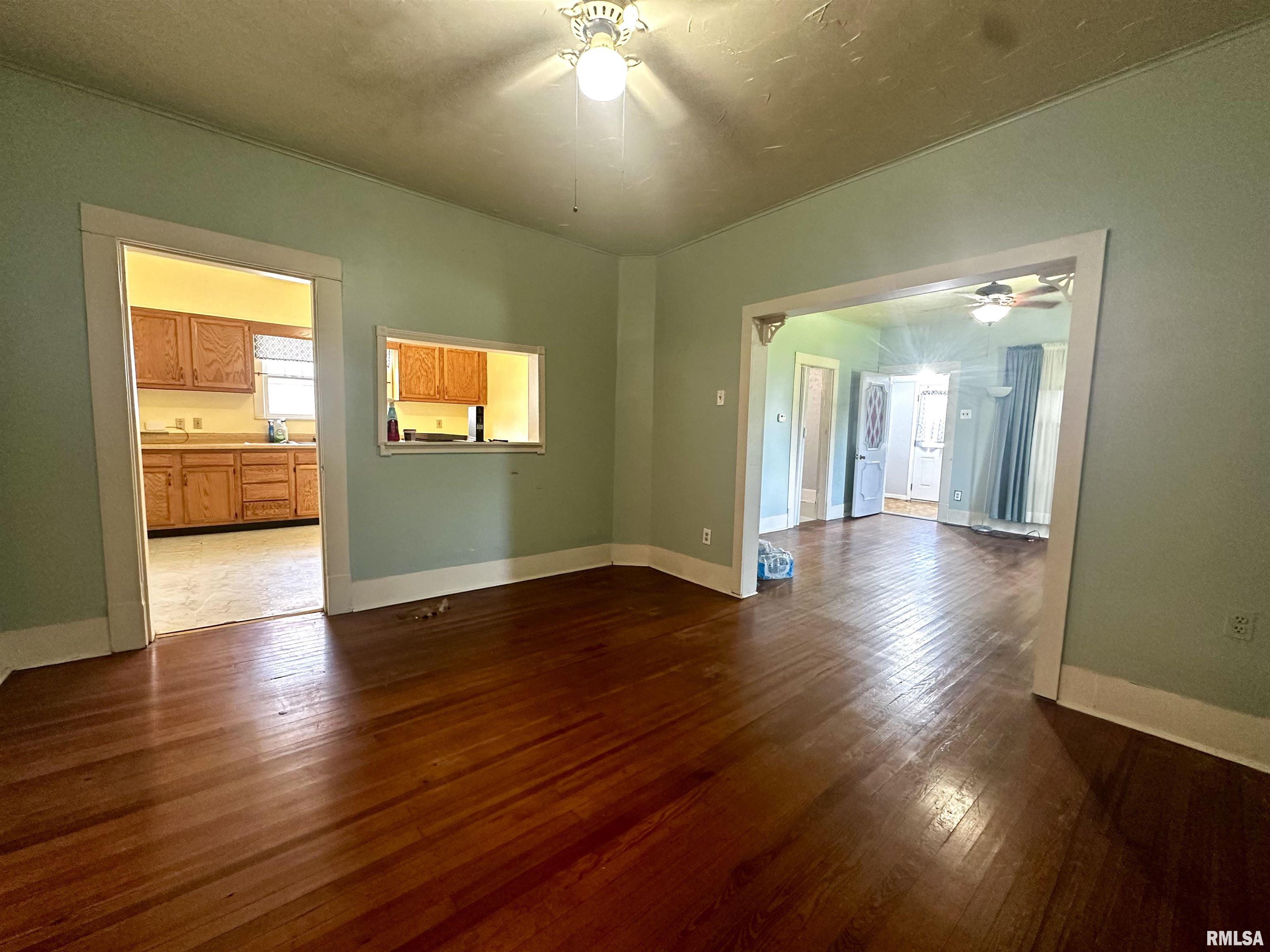 2213 Locust Street, Eldorado, Illinois image 8