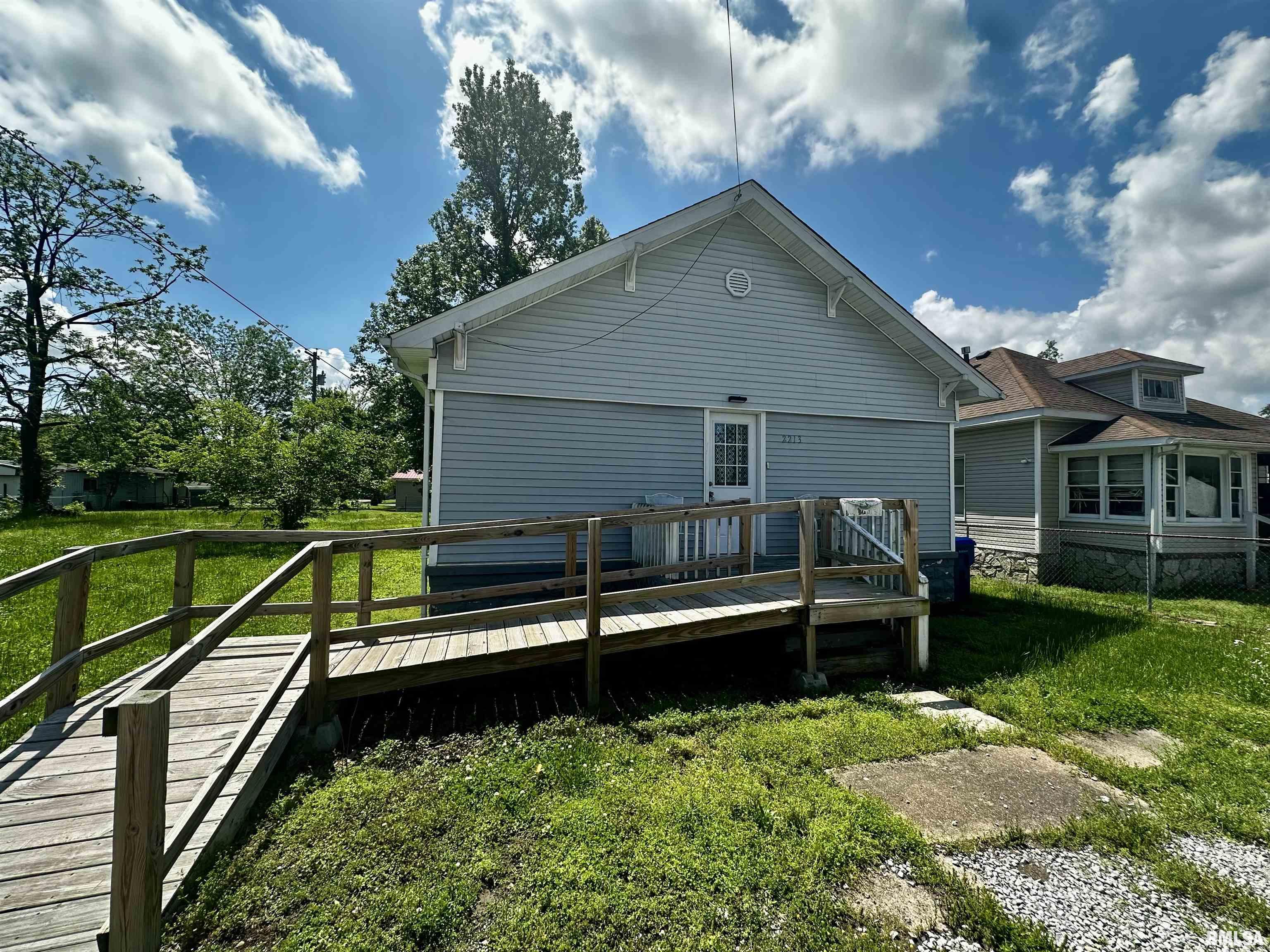 2213 Locust Street, Eldorado, Illinois image 17