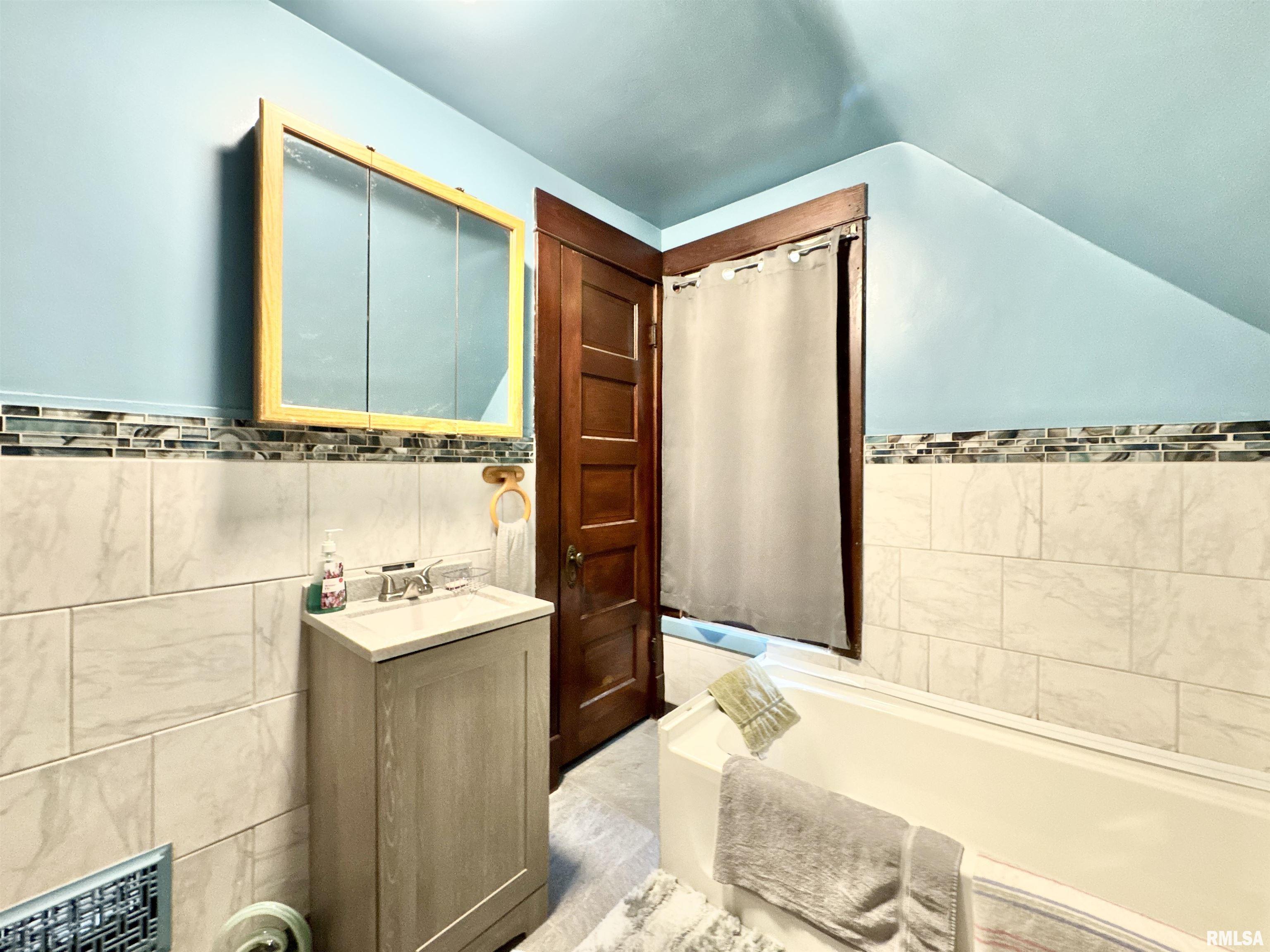 1023 S Elsie Avenue, Davenport, Iowa image 15