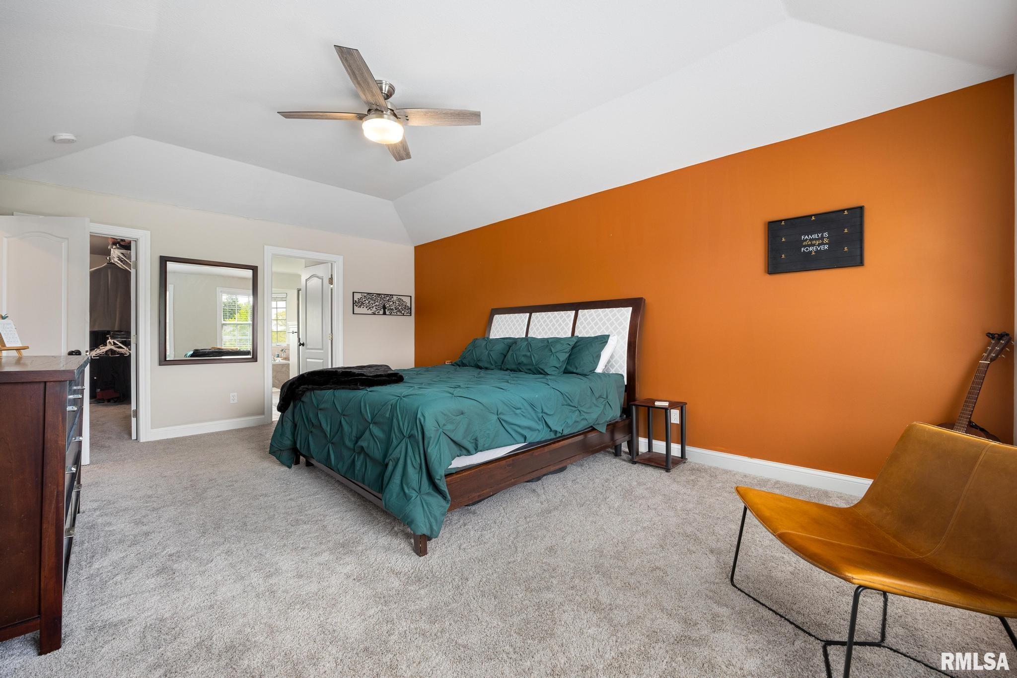 1237 Winterberry Avenue, Germantown Hills, Illinois image 33