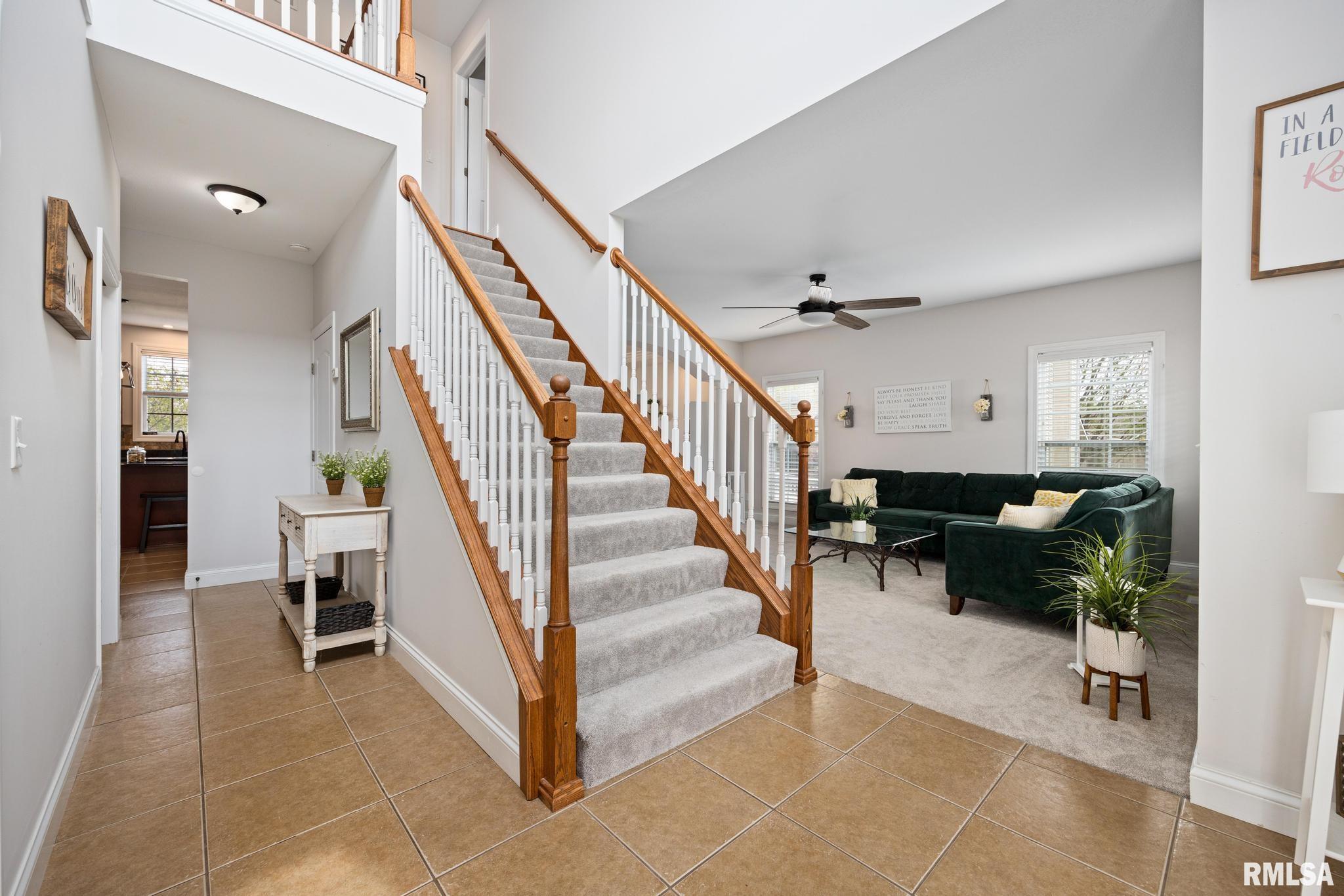 1237 Winterberry Avenue, Germantown Hills, Illinois image 7