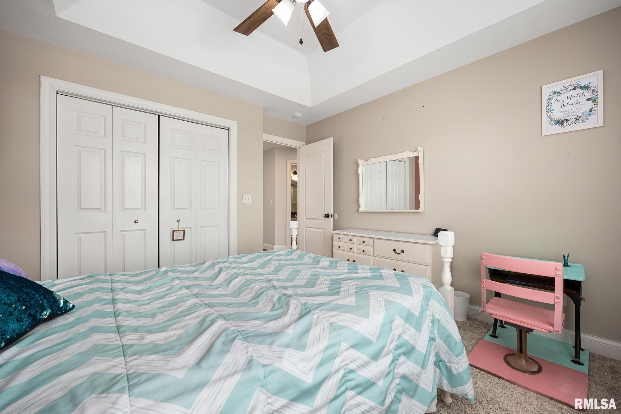 1237 Winterberry Avenue, Germantown Hills, Illinois image 31