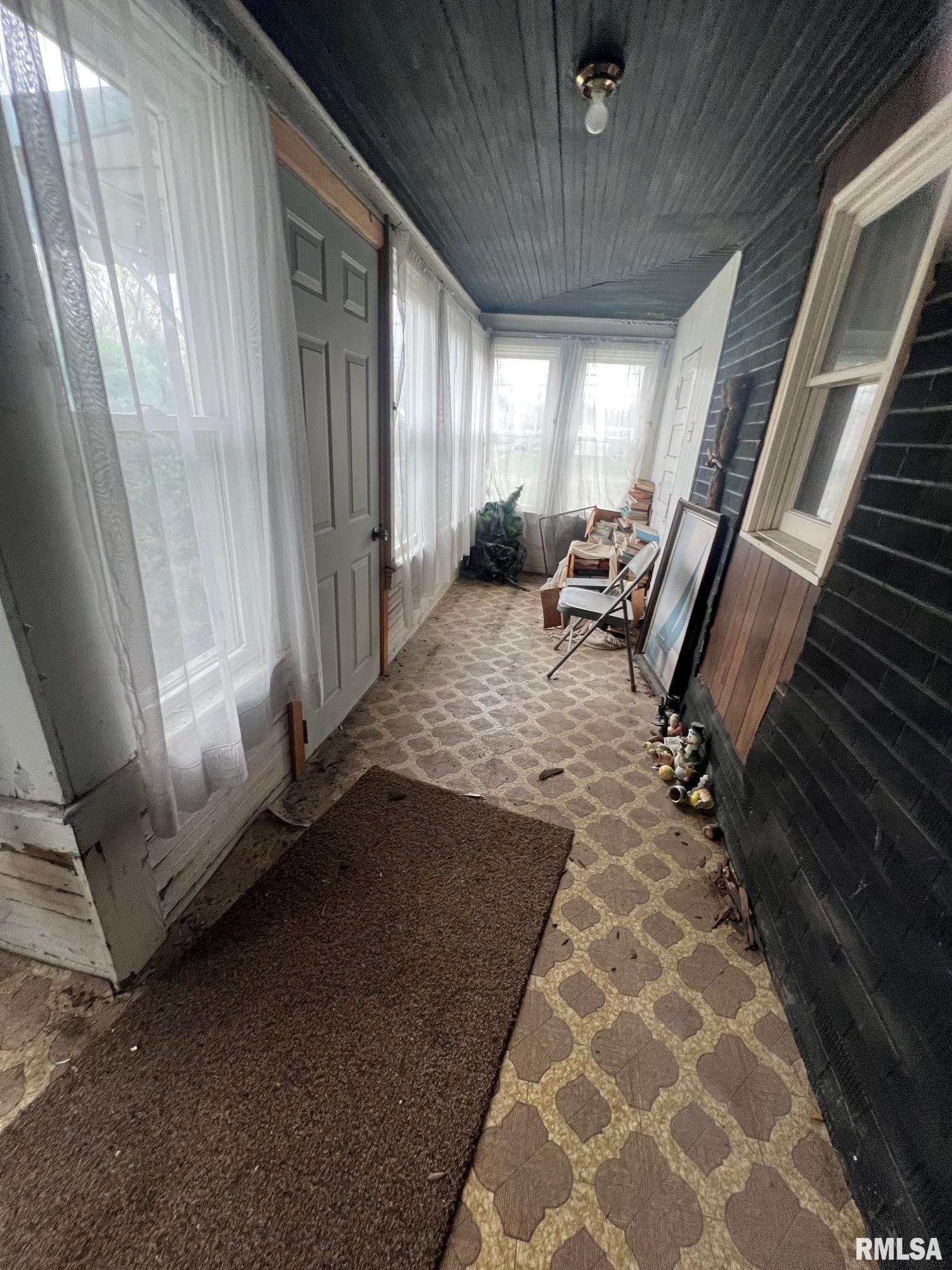 401 S Victor Street, Christopher, Illinois image 8