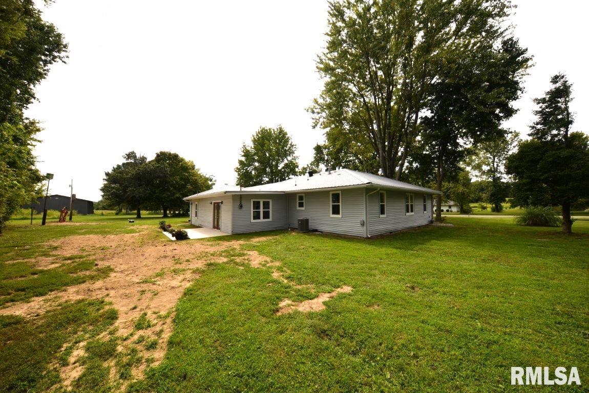 1108 N Main Street, Dix, Illinois image 7