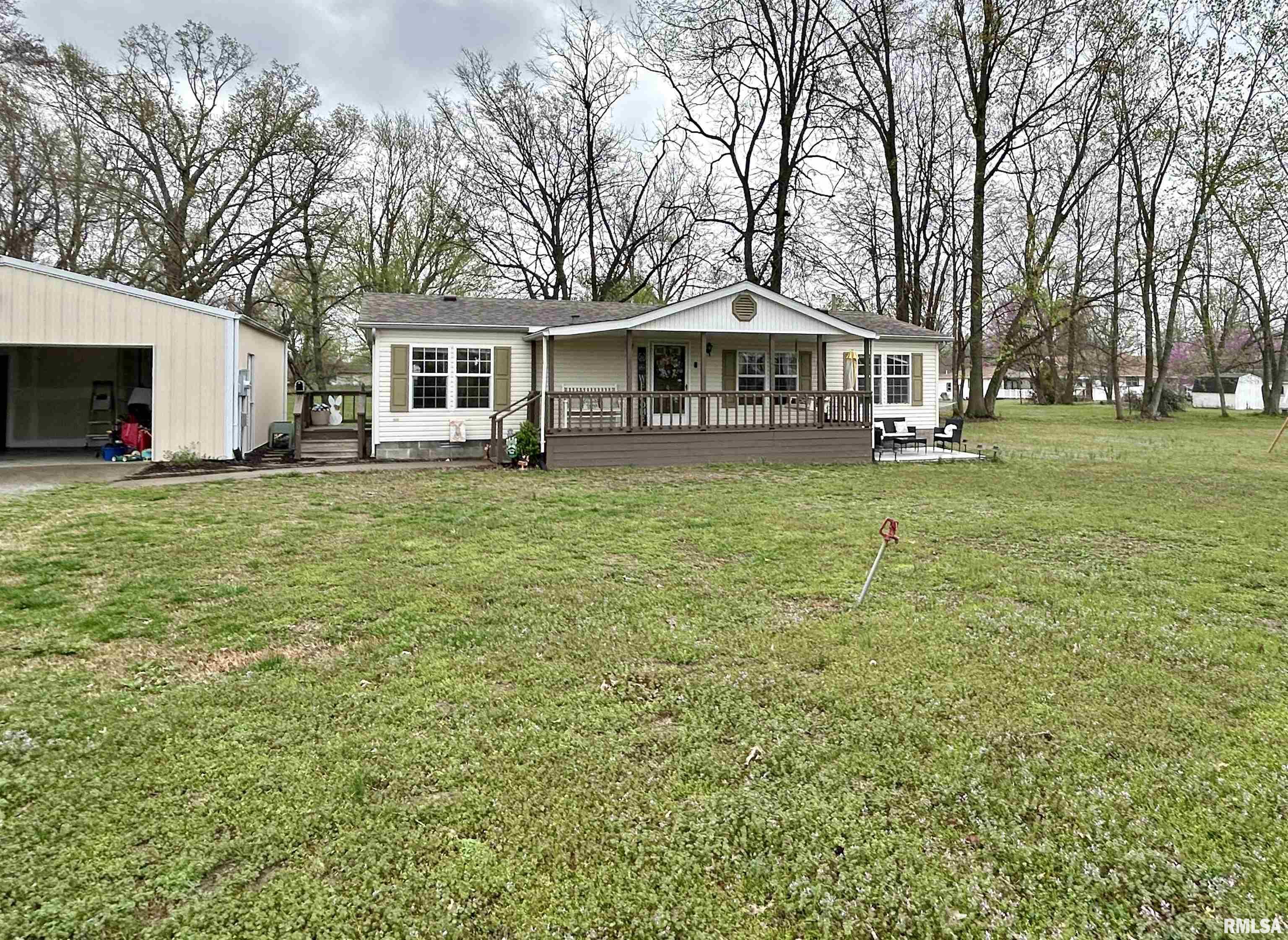 504 Laclede Avenue, Carterville, Illinois image 39